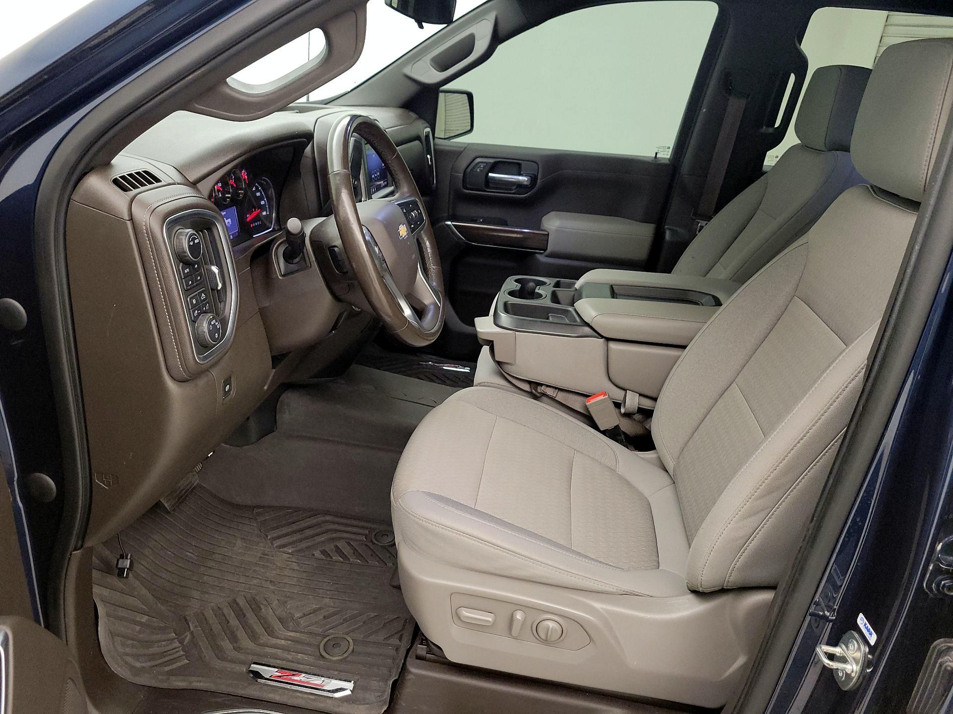 Thumbnail: 2020 Chevrolet Silverado 1500 - 11