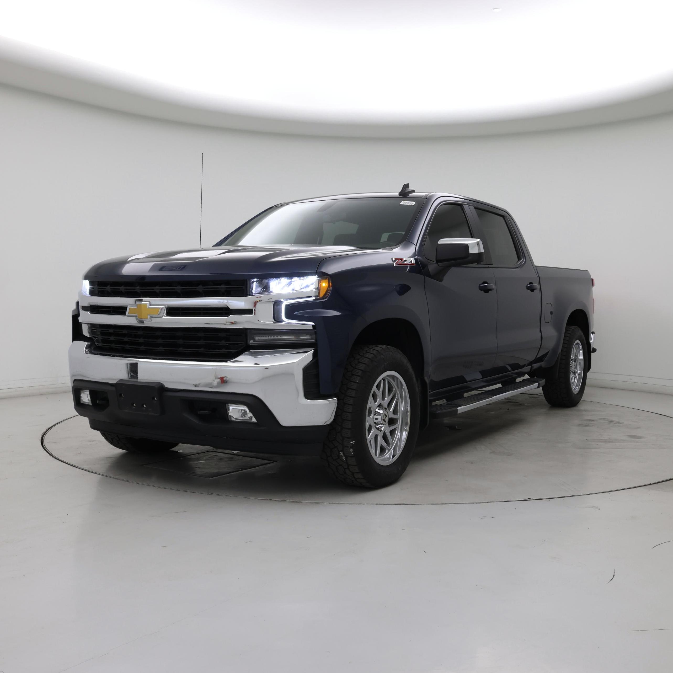 Thumbnail: 2020 Chevrolet Silverado 1500 - 4