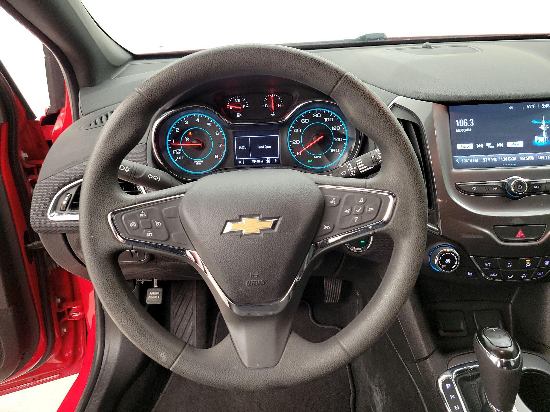 Thumbnail: 2018 Chevrolet Cruze - 10