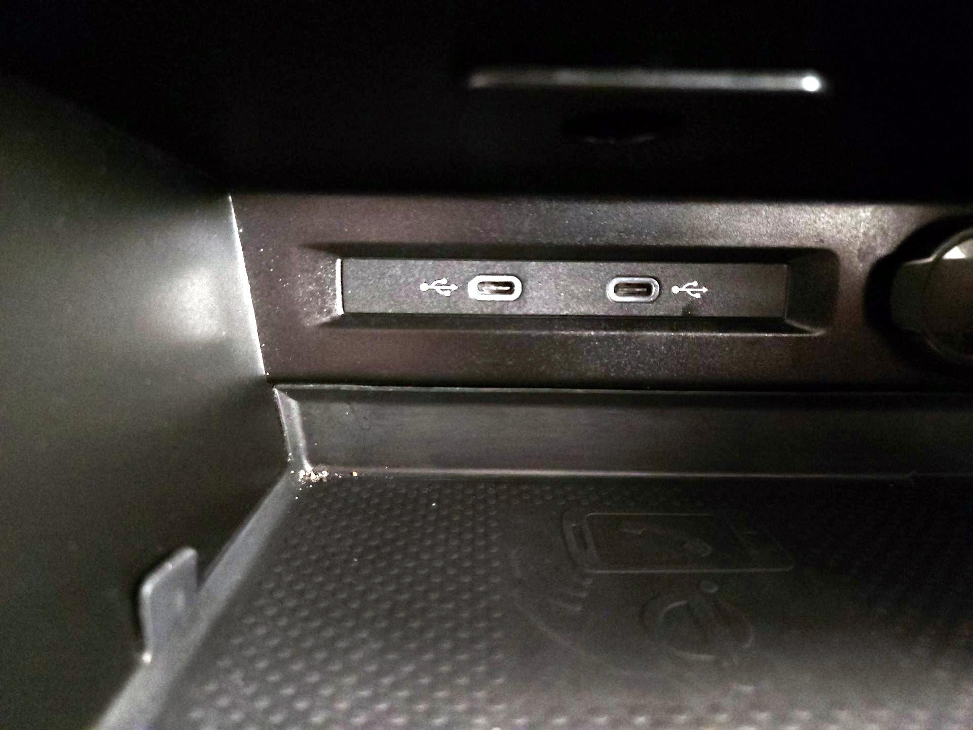 Thumbnail: 2024 Volkswagen Tiguan - 18