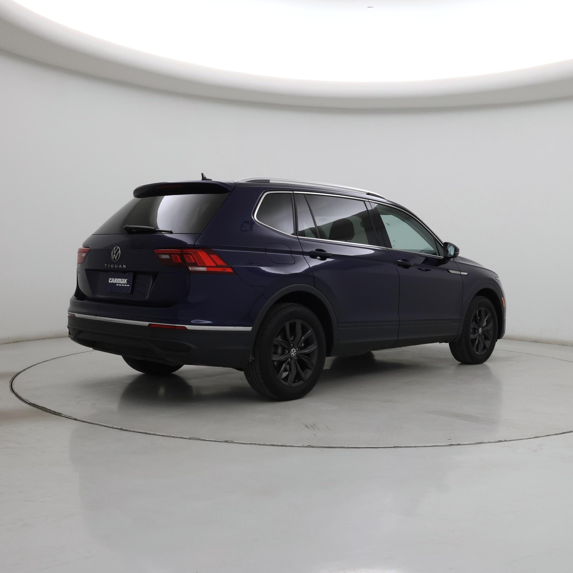 Thumbnail: 2024 Volkswagen Tiguan - 8