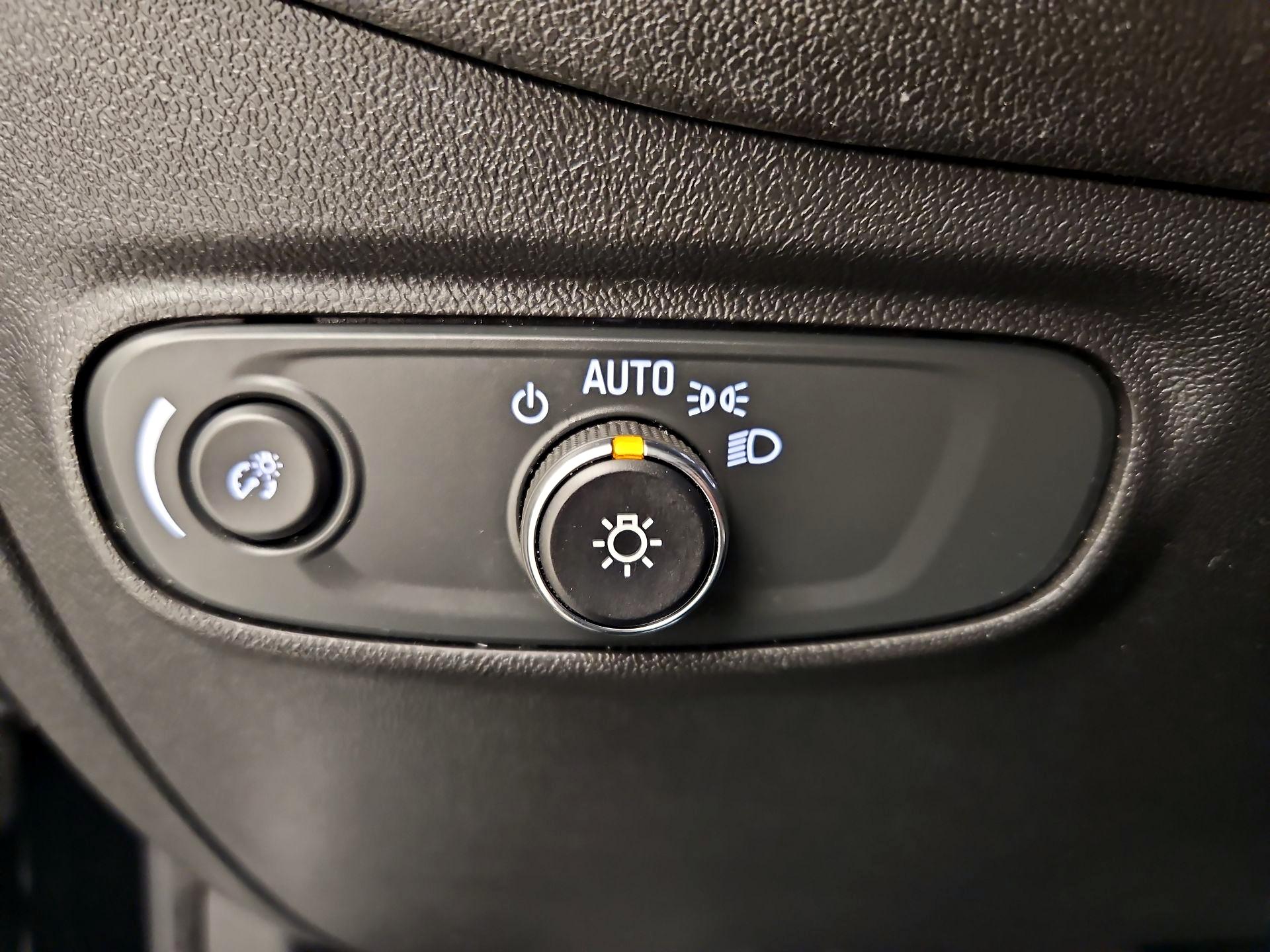 Thumbnail: 2024 Chevrolet Equinox - 13