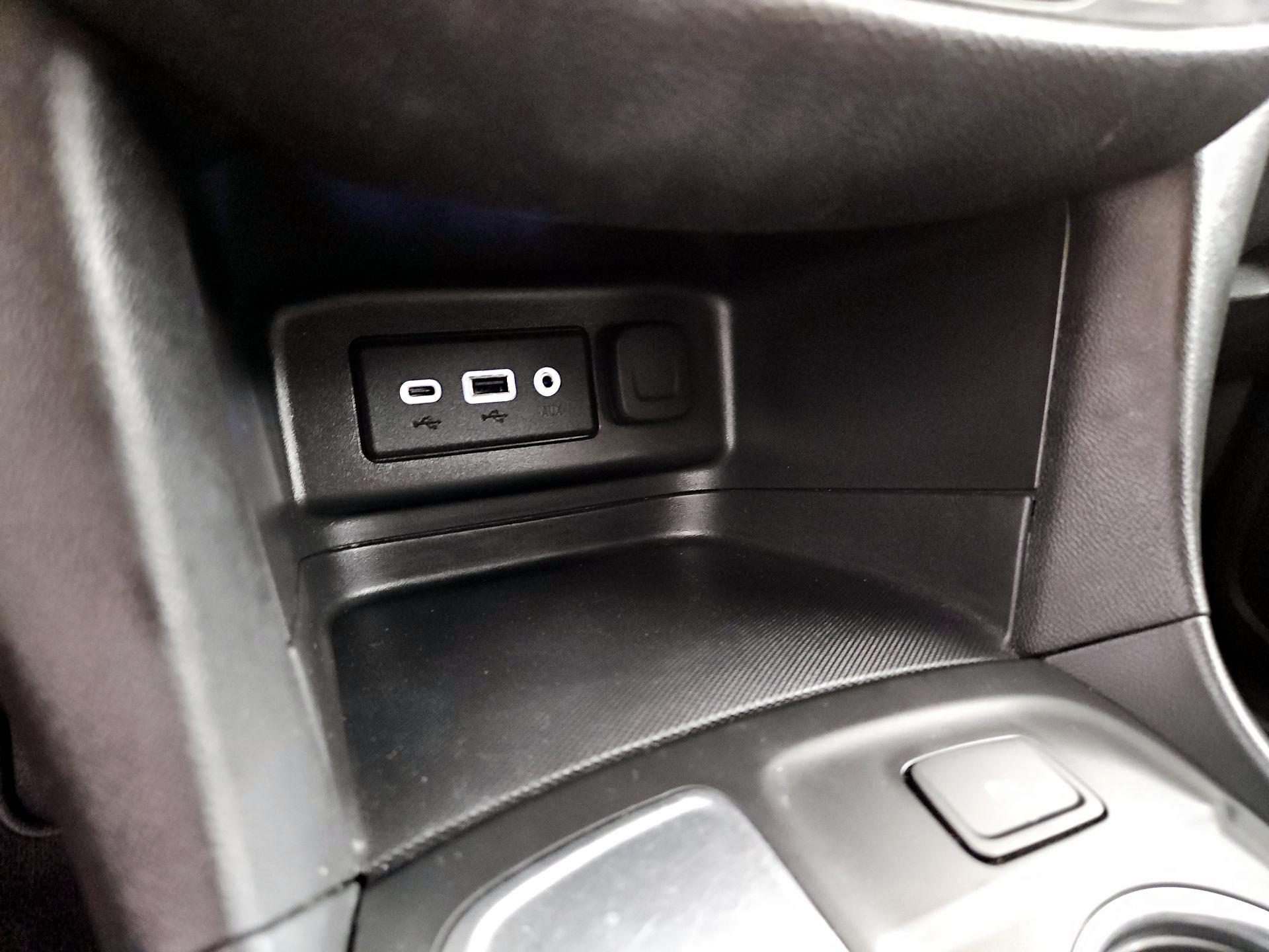 Thumbnail: 2024 Chevrolet Equinox - 18