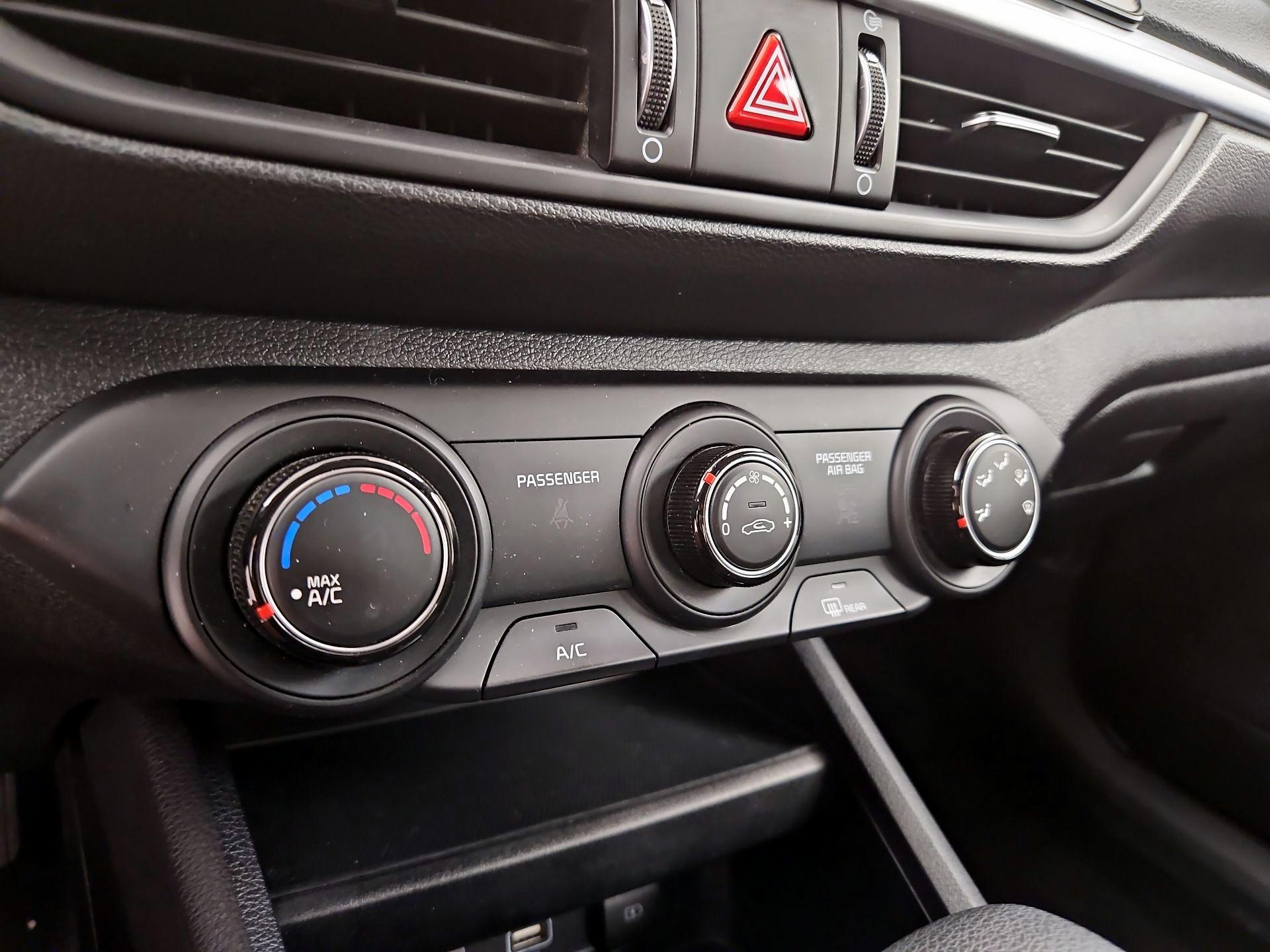 Thumbnail: 2024 Kia Forte - 15