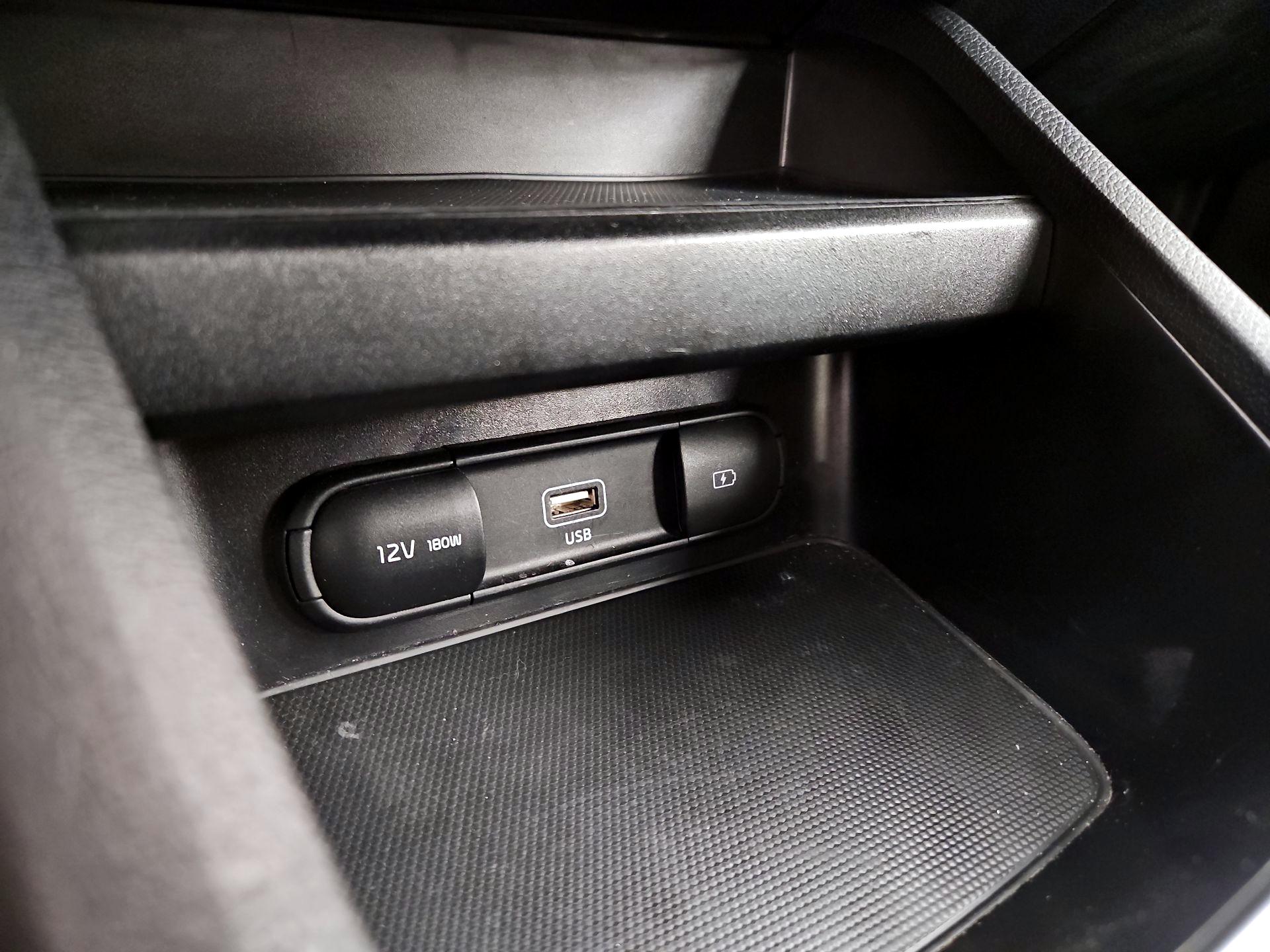 Thumbnail: 2024 Kia Forte - 17