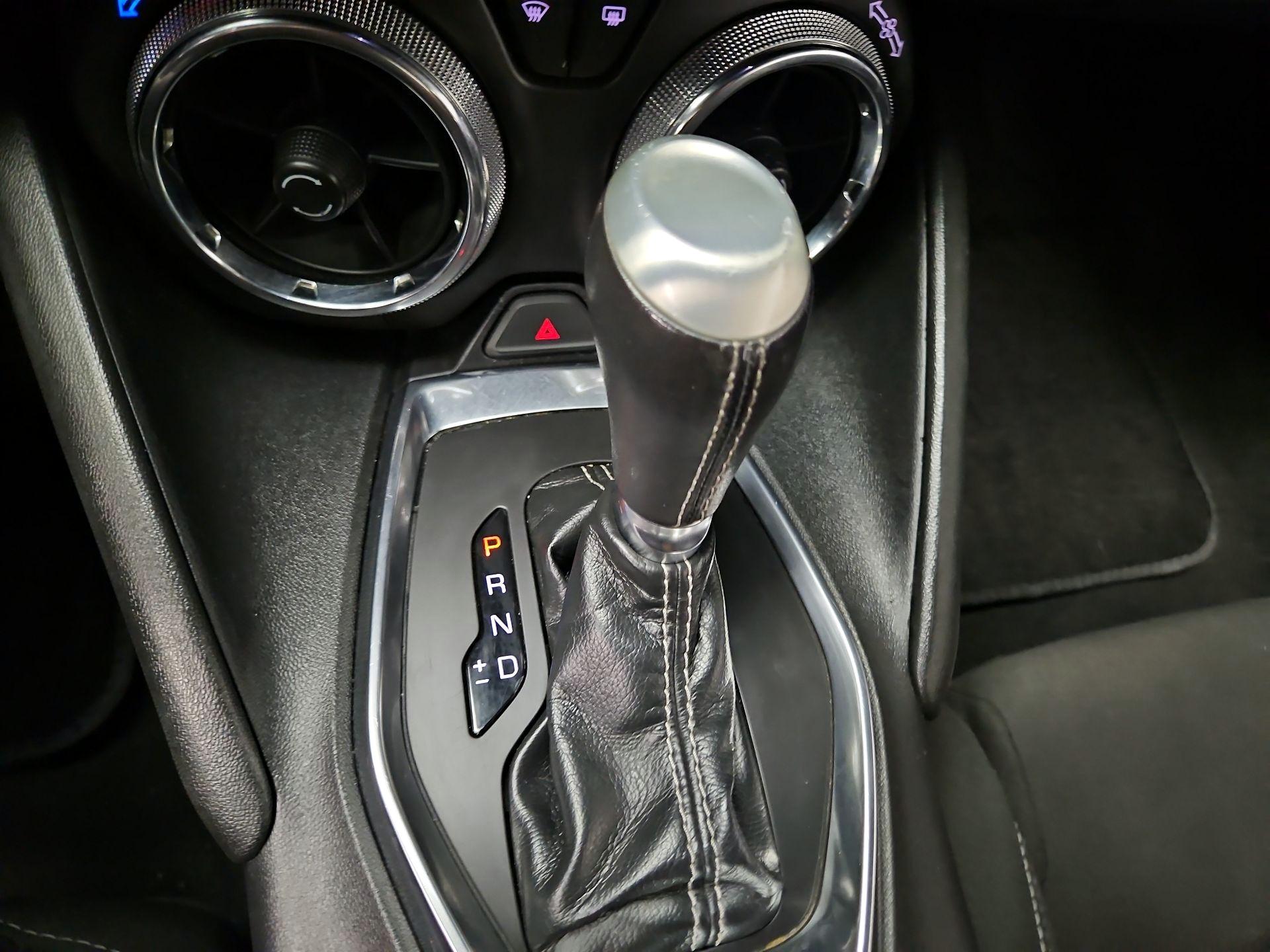 Thumbnail: 2020 Chevrolet Camaro - 16