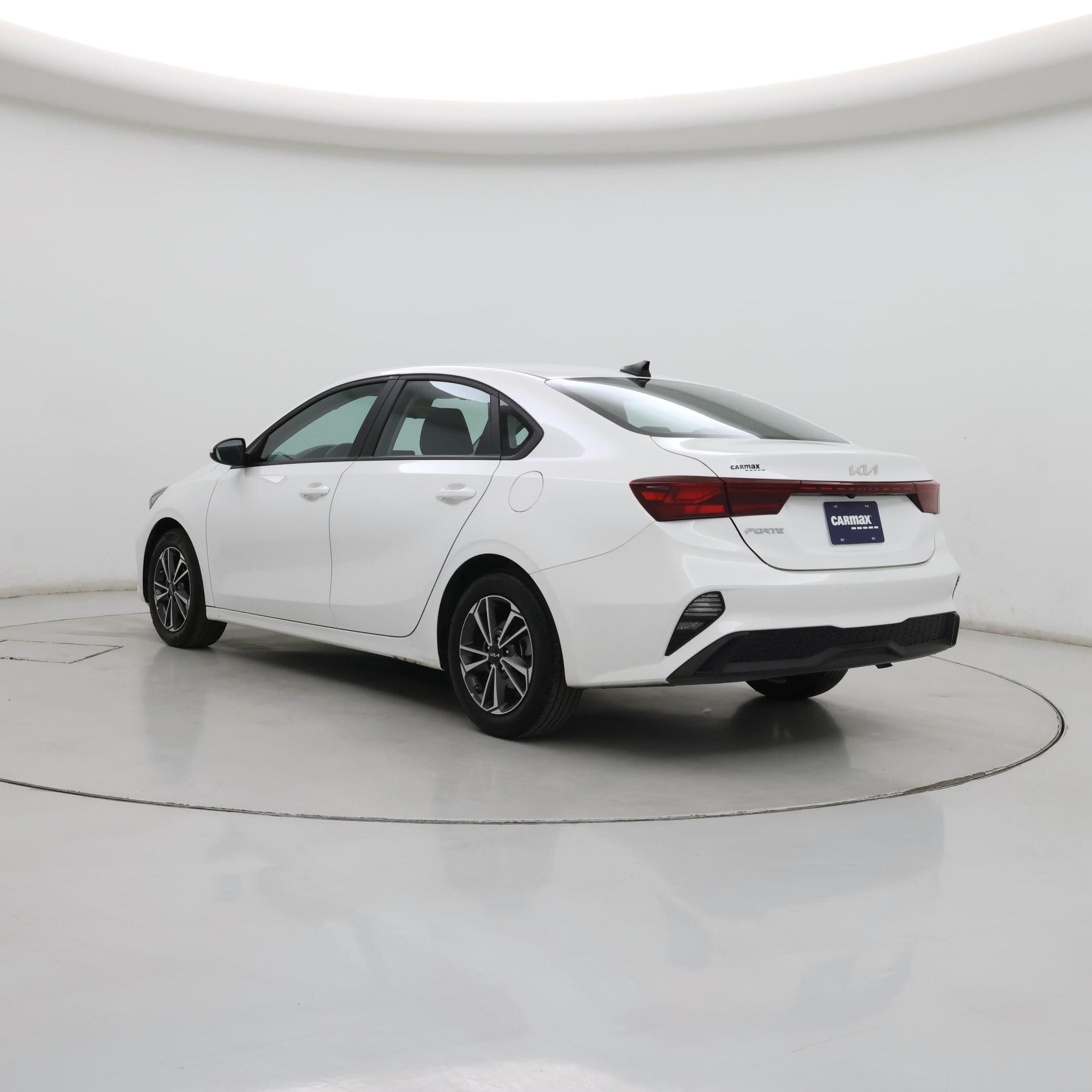 Thumbnail: 2024 Kia Forte - 2