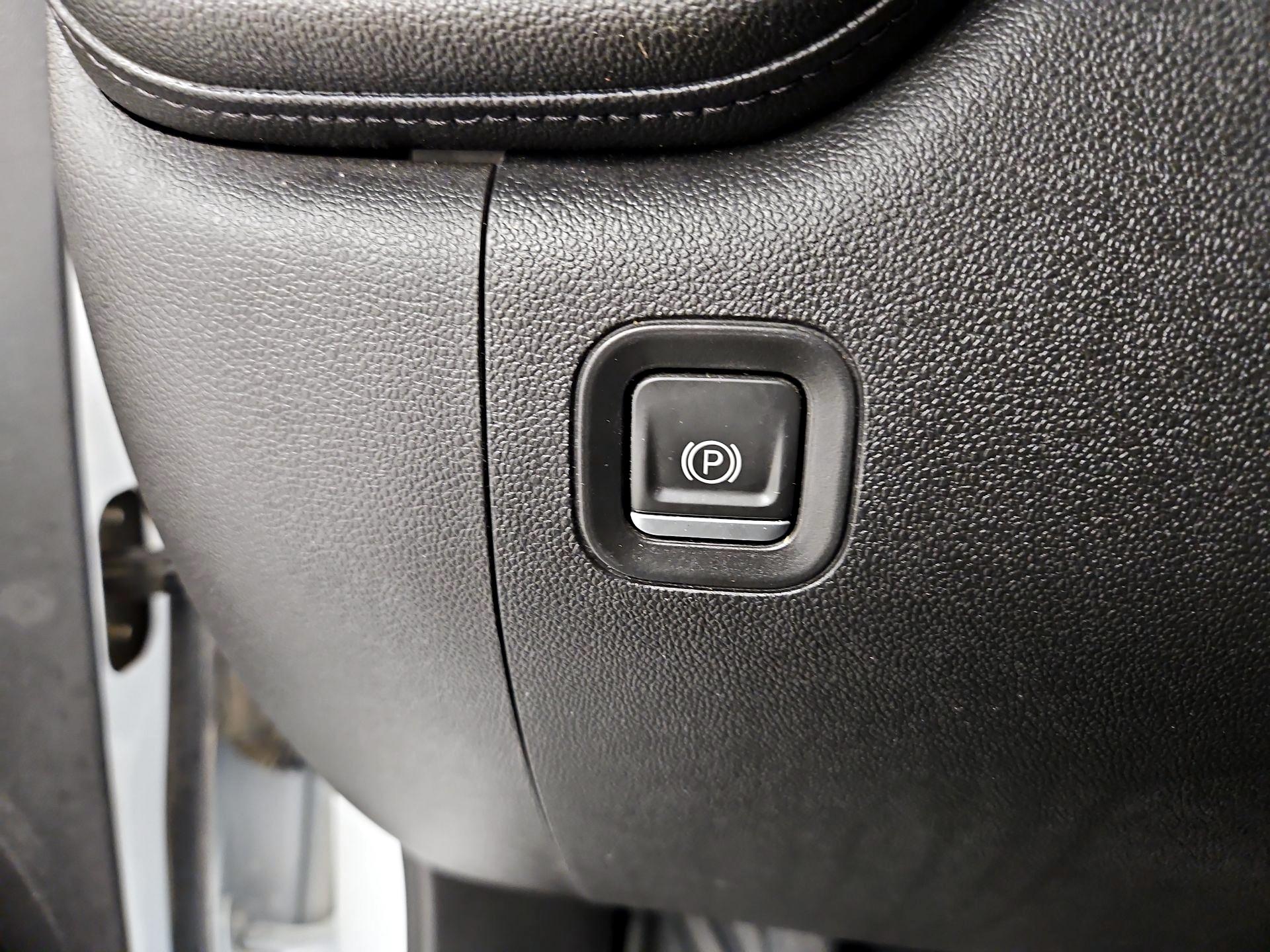 Thumbnail: 2023 Chevrolet Silverado 2500 - 13