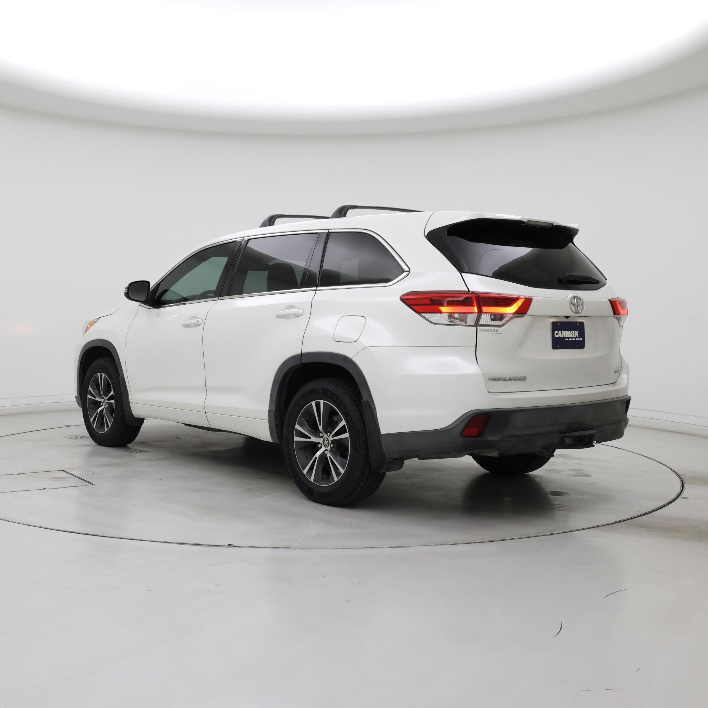 Thumbnail: 2018 Toyota Highlander - 2