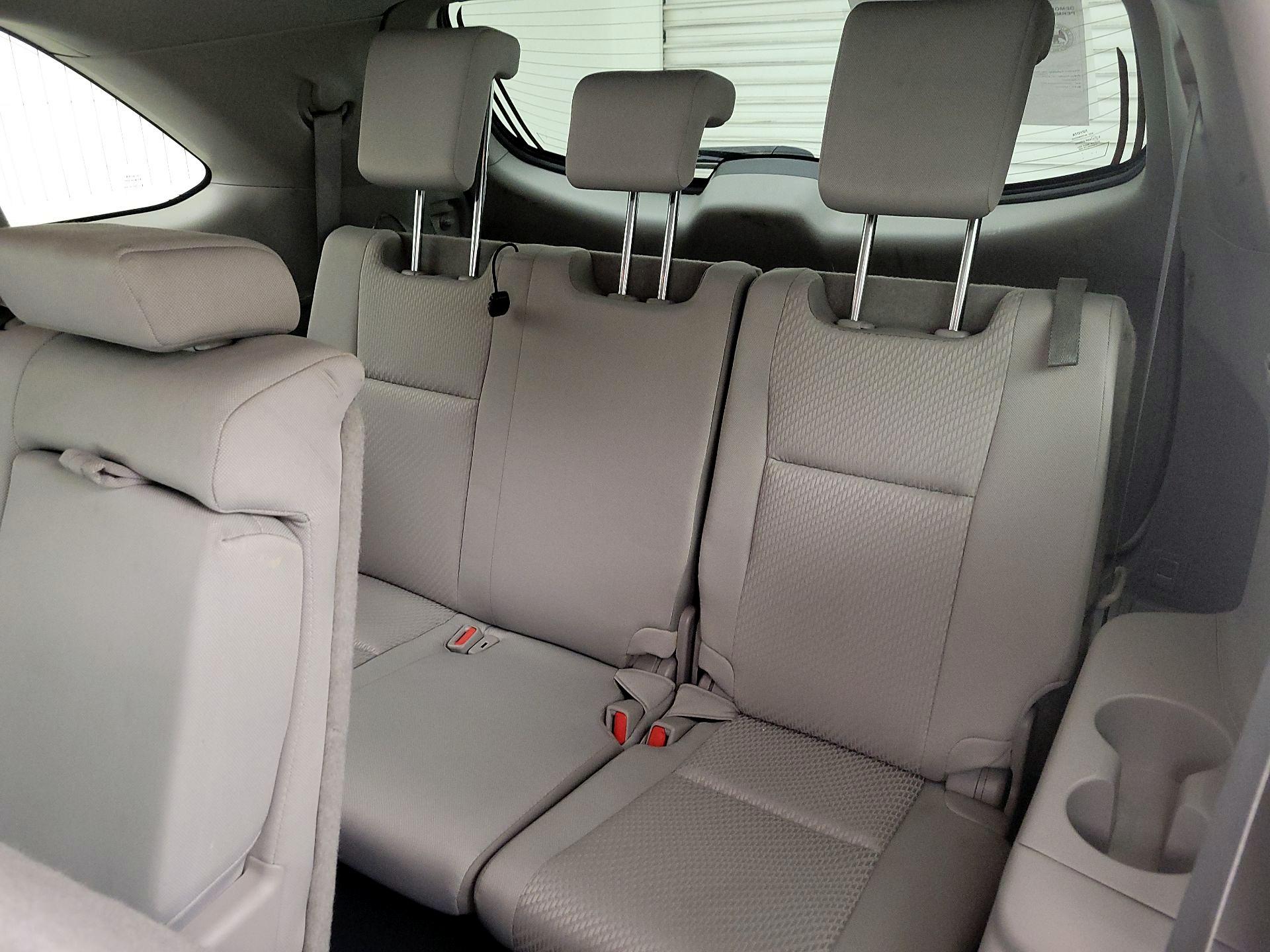 Thumbnail: 2018 Toyota Highlander - 20