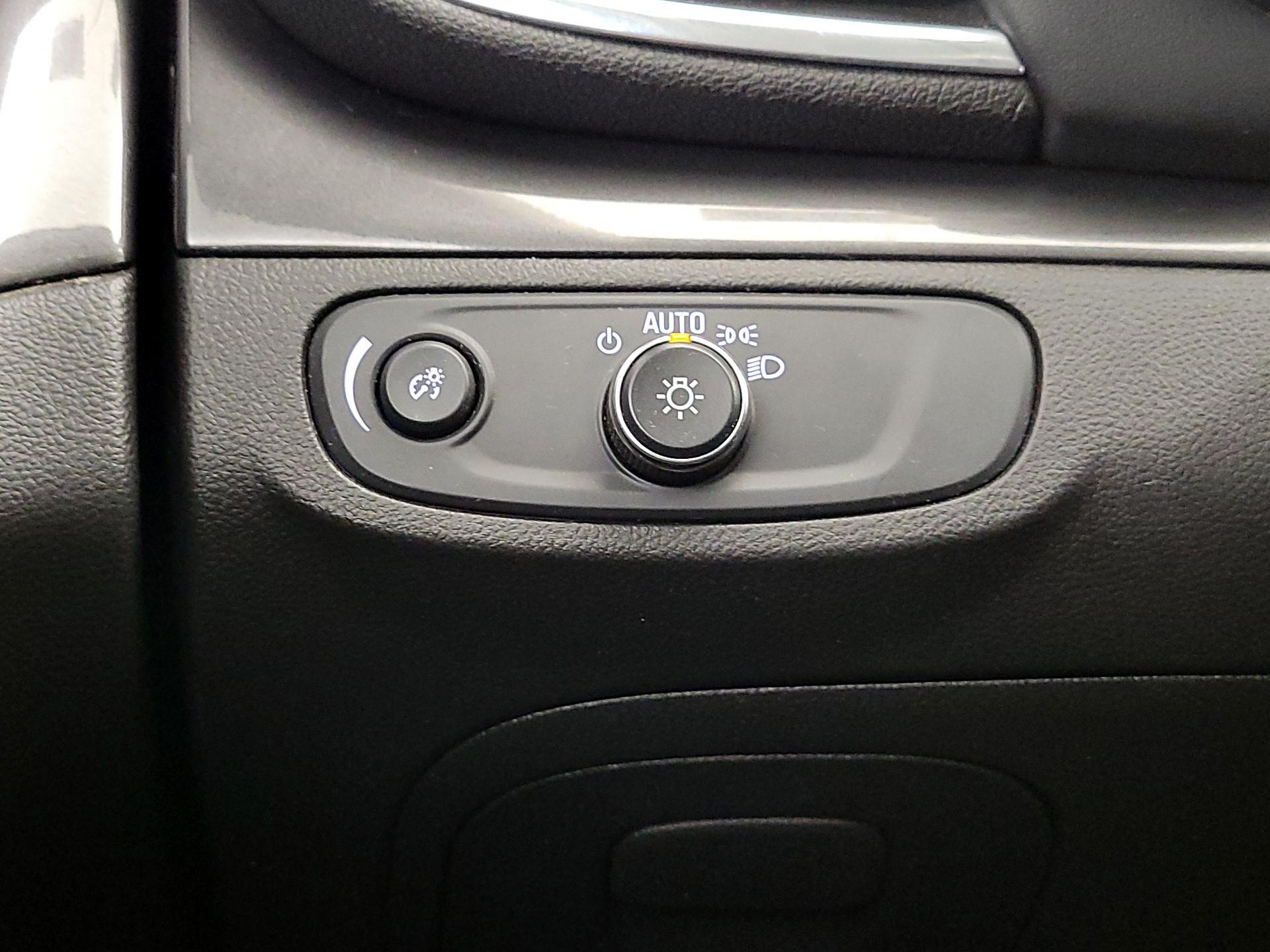 Thumbnail: 2020 Buick Encore - 13