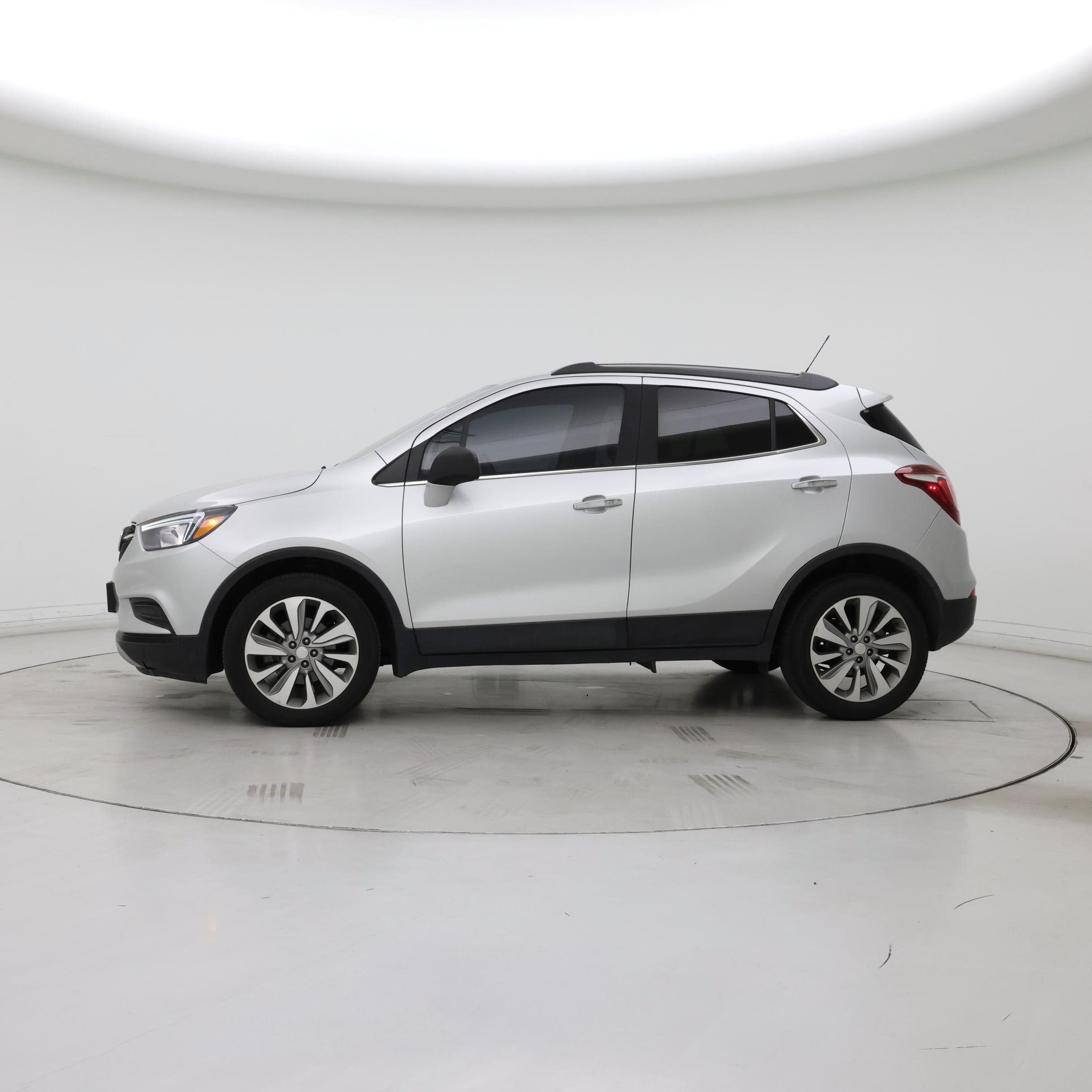 Thumbnail: 2020 Buick Encore - 3