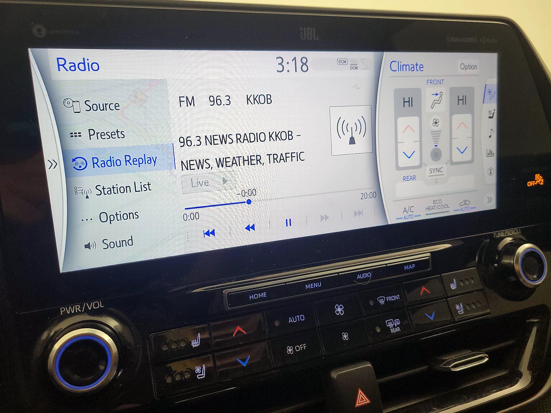 Thumbnail: 2021 Toyota Highlander - 16