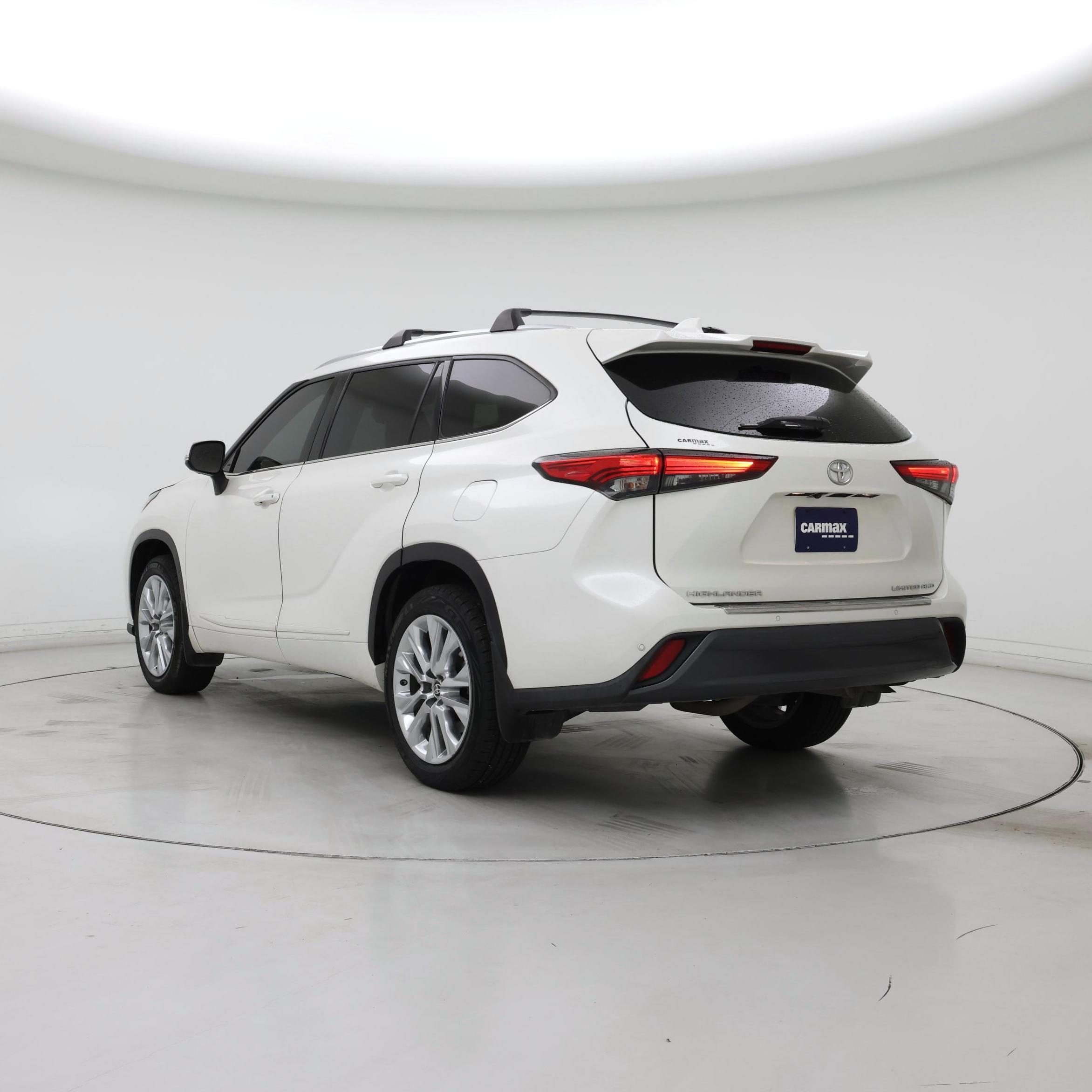 Thumbnail: 2021 Toyota Highlander - 2