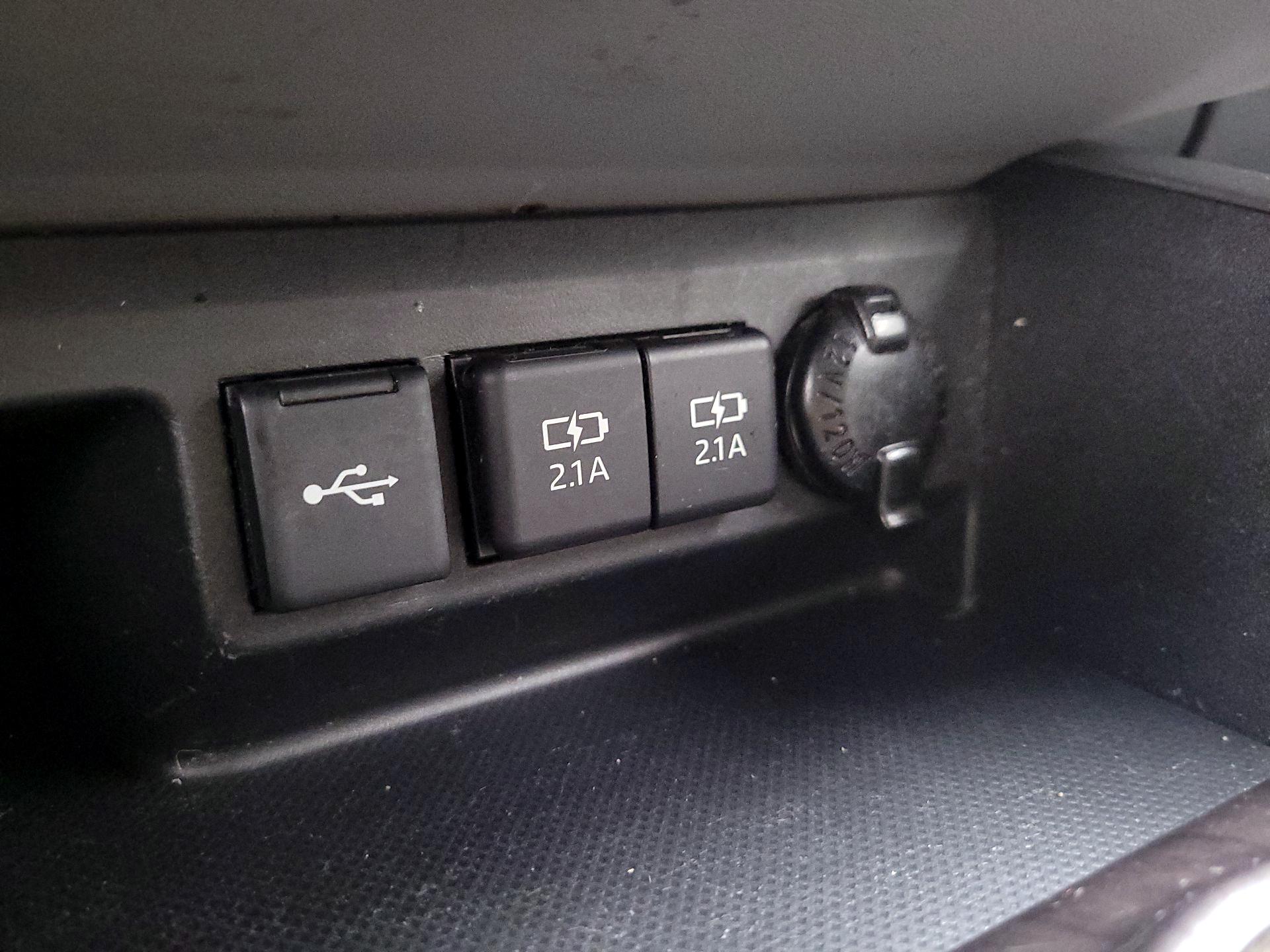 Thumbnail: 2021 Toyota Highlander - 19