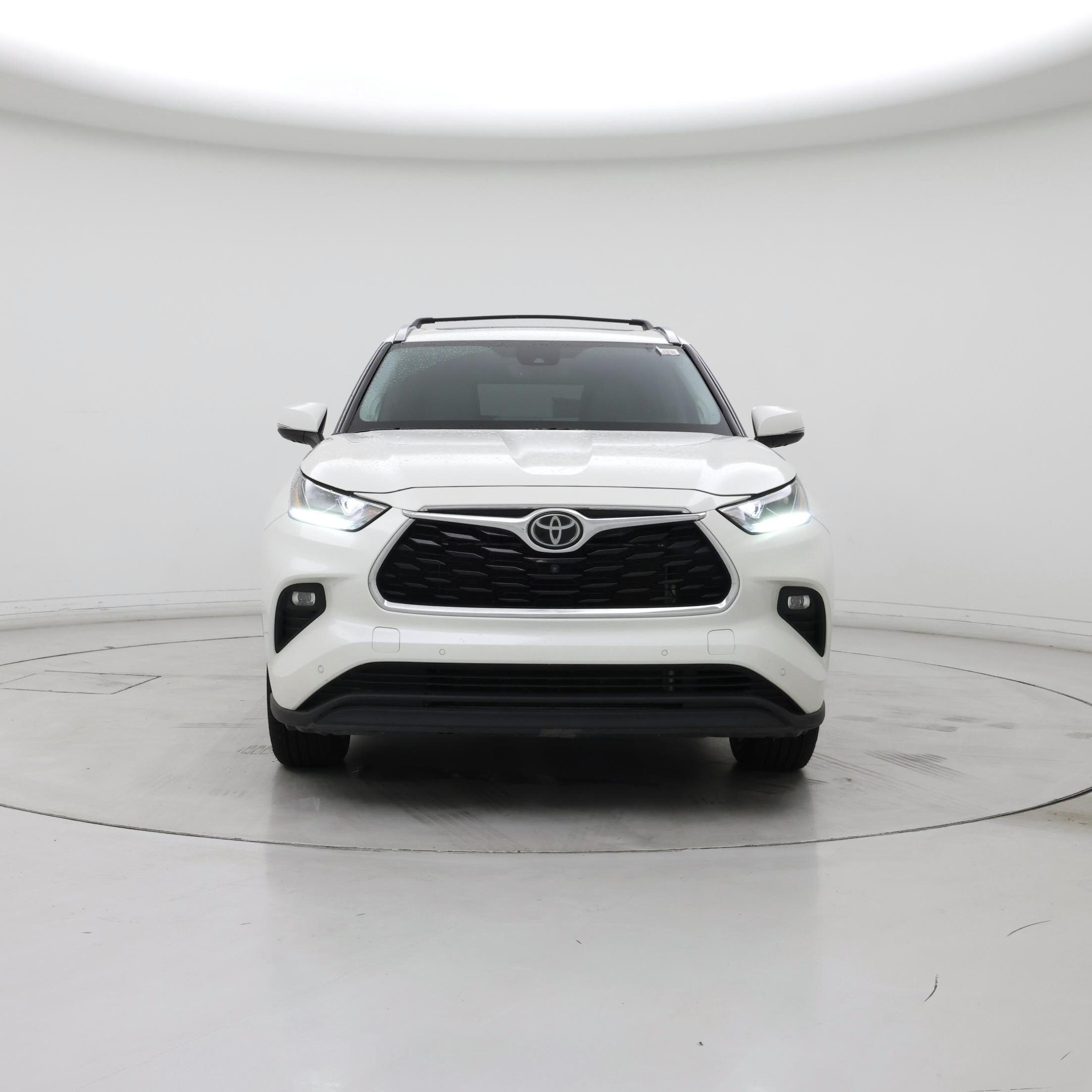 Thumbnail: 2021 Toyota Highlander - 5