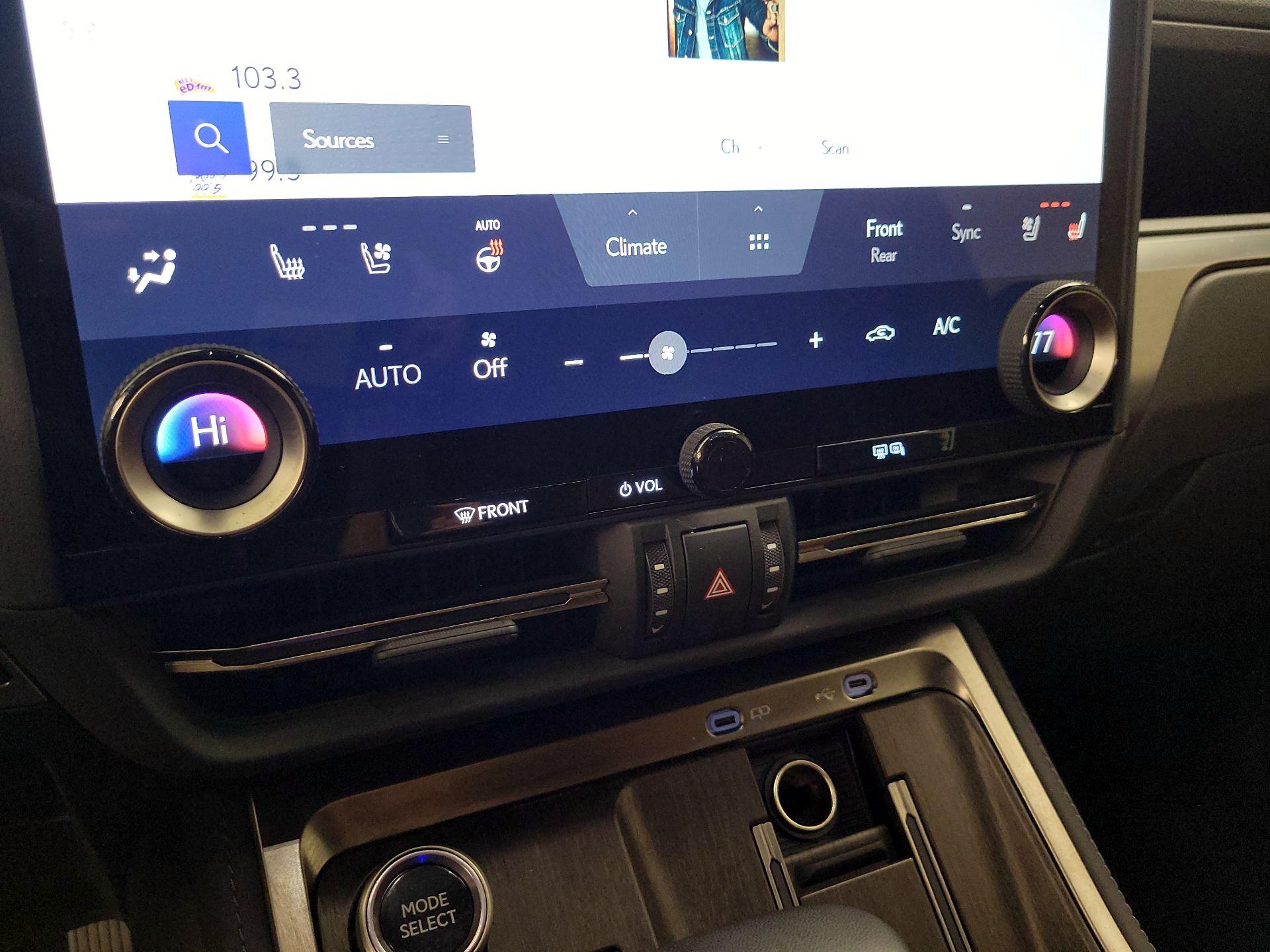 Thumbnail: 2025 Lexus GX - 17