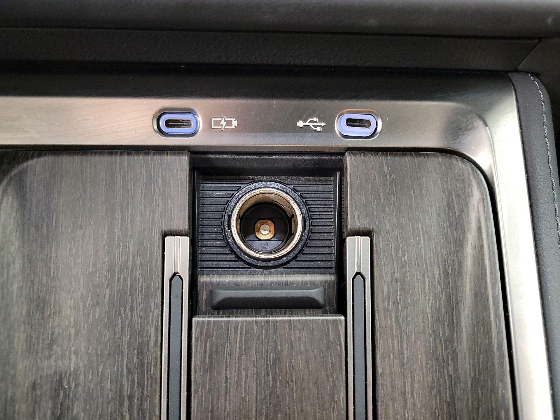 Thumbnail: 2025 Lexus GX - 19