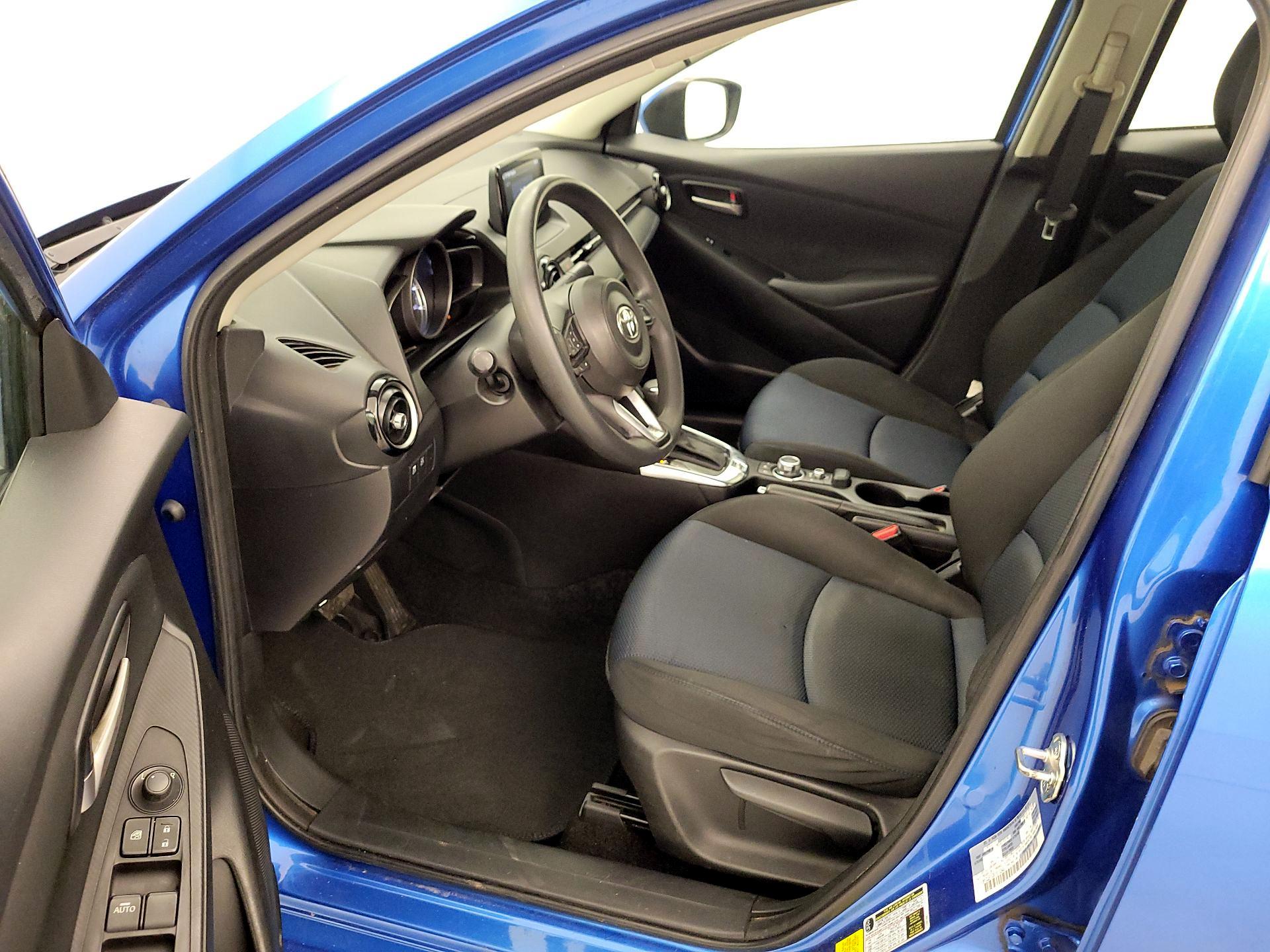 Thumbnail: 2019 Toyota Yaris - 11