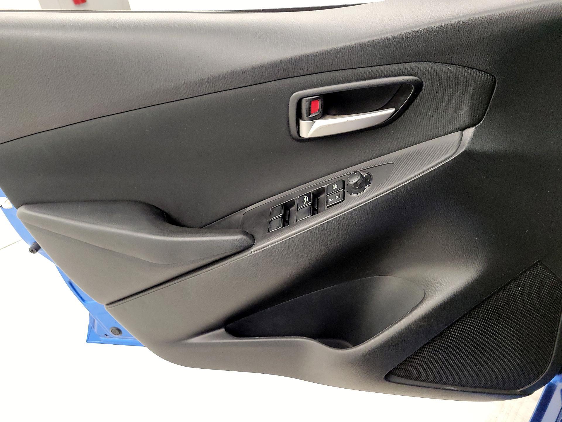 Thumbnail: 2019 Toyota Yaris - 12