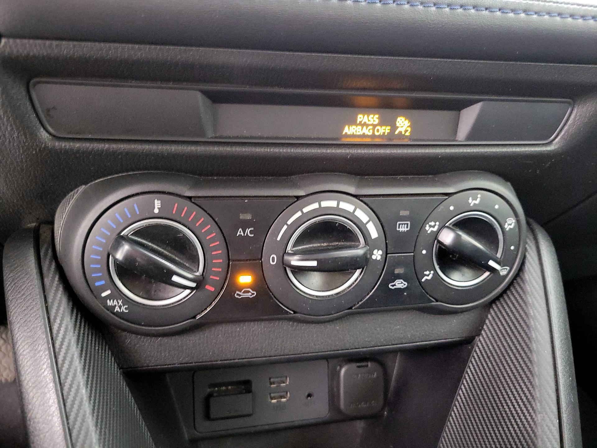 Thumbnail: 2019 Toyota Yaris - 14