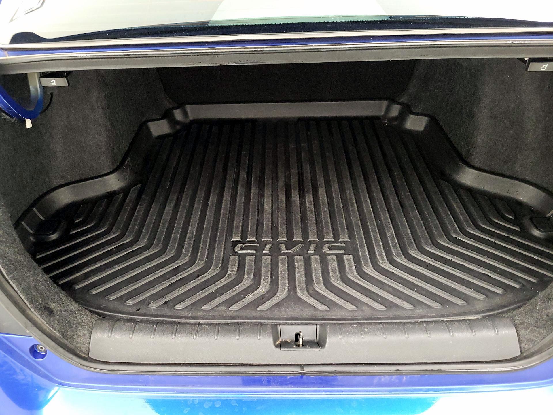 Thumbnail: 2019 Honda Civic - 19