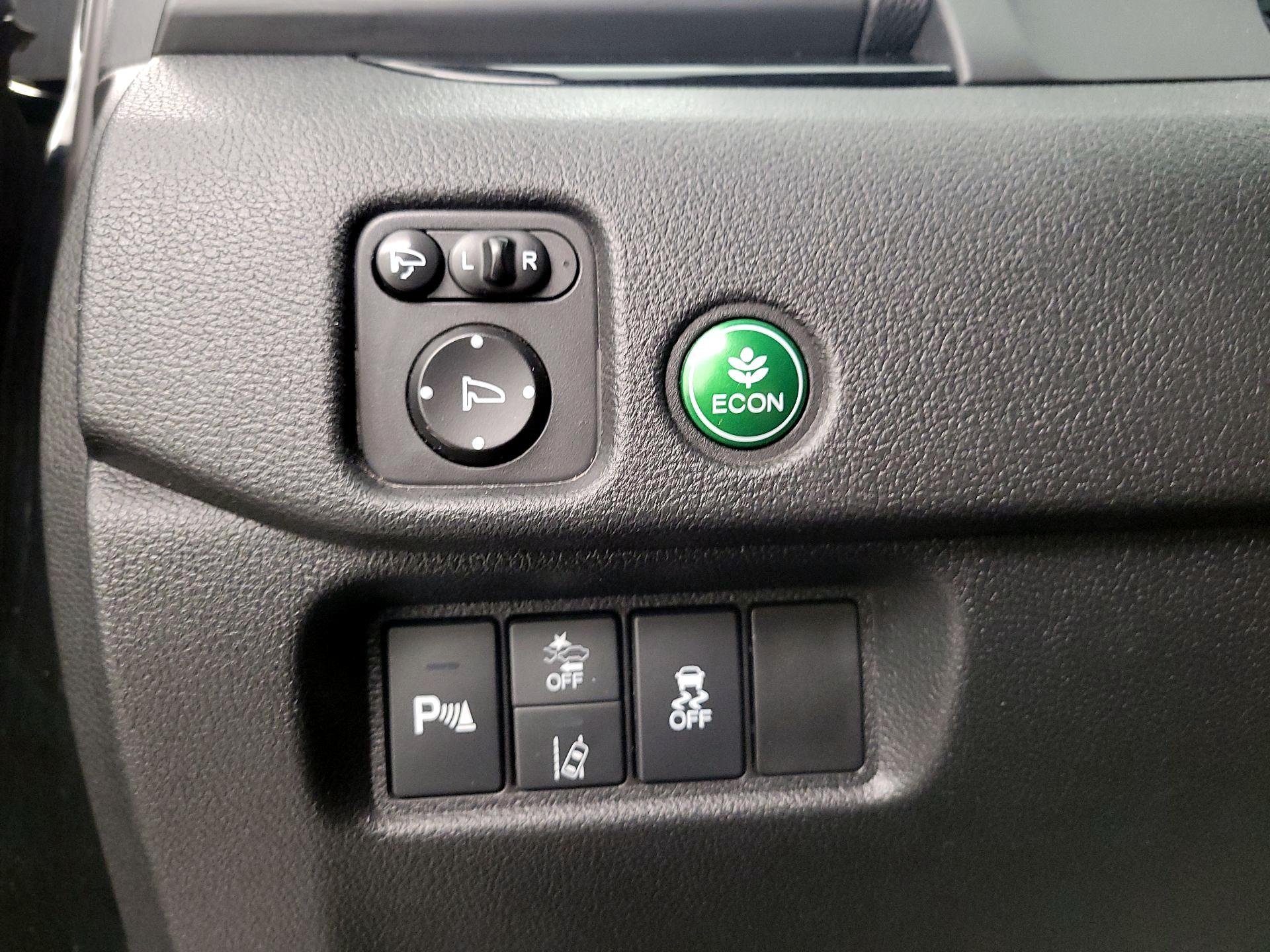 Thumbnail: 2019 Honda Passport - 13