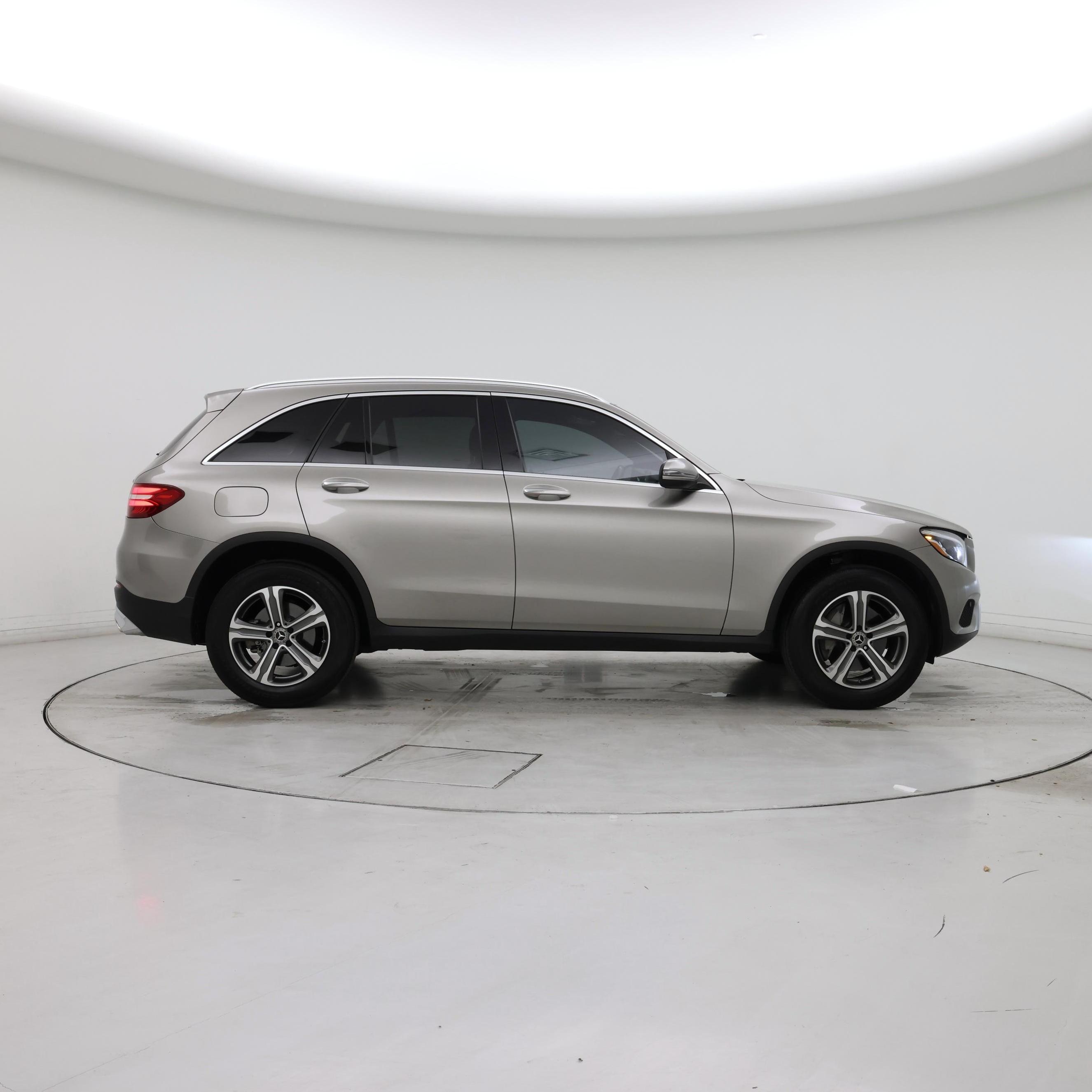 Thumbnail: 2019 Mercedes-Benz GLC - 7