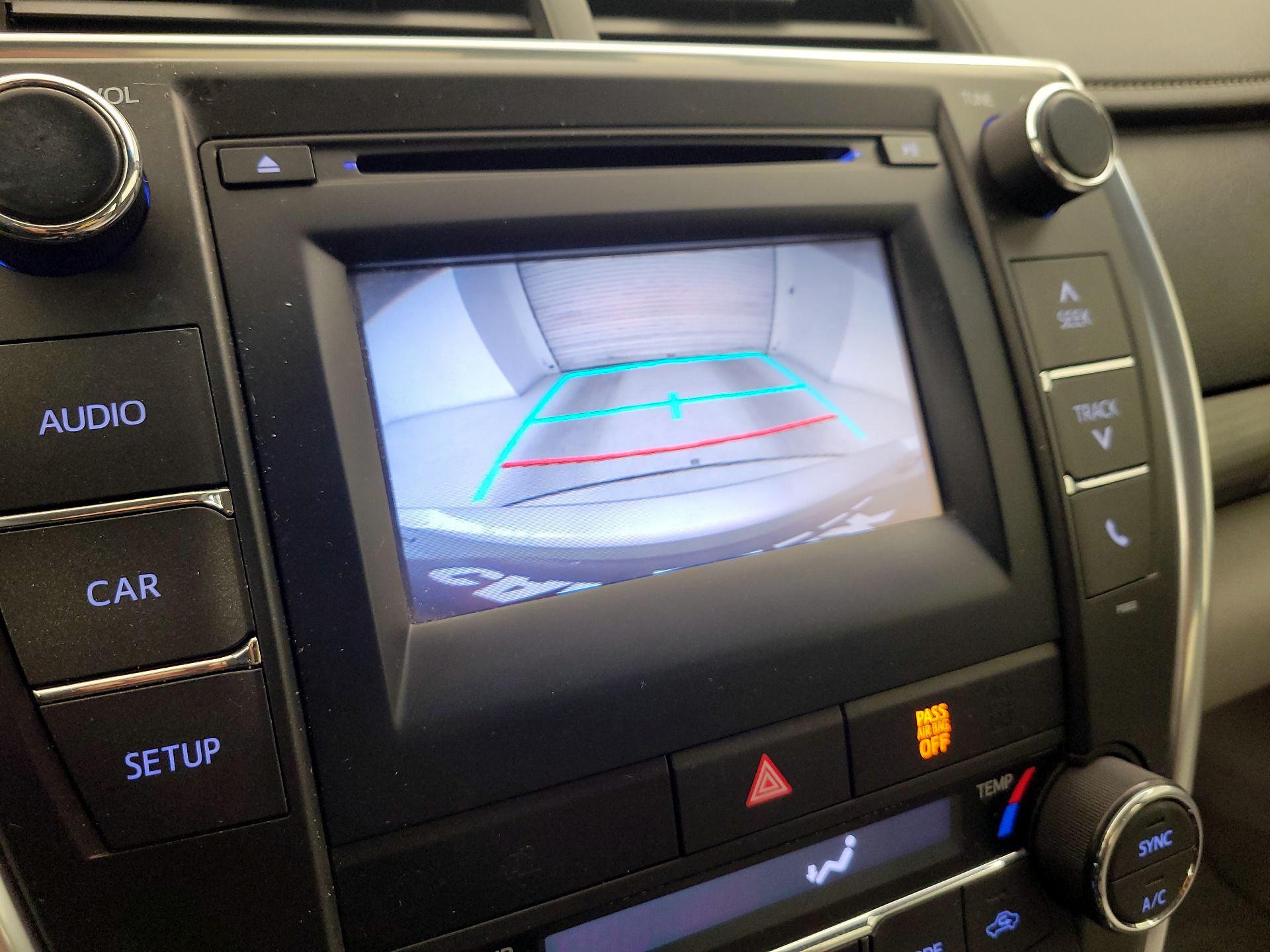 Thumbnail: 2015 Toyota Camry - 14