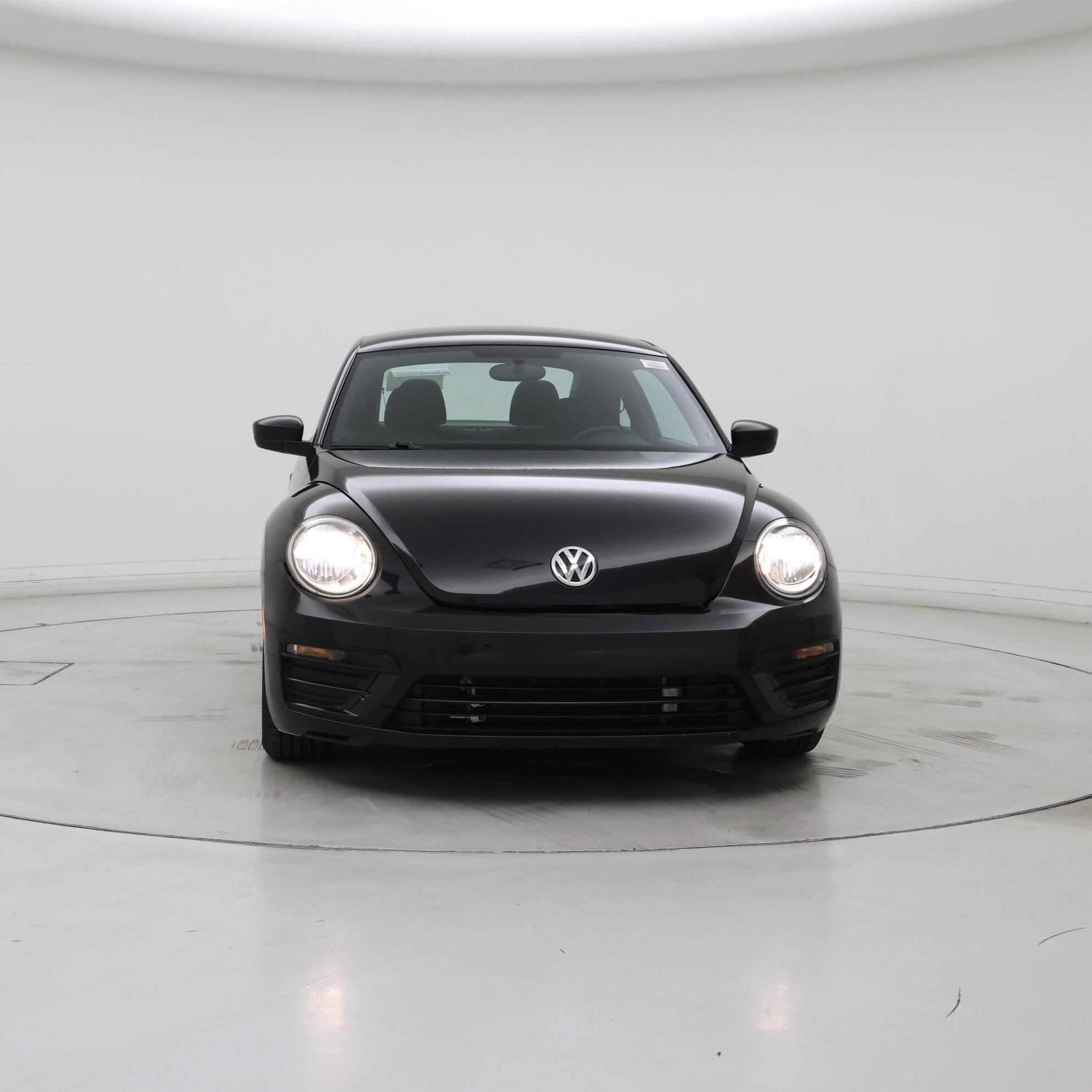 Thumbnail: 2018 Volkswagen Beetle - 5