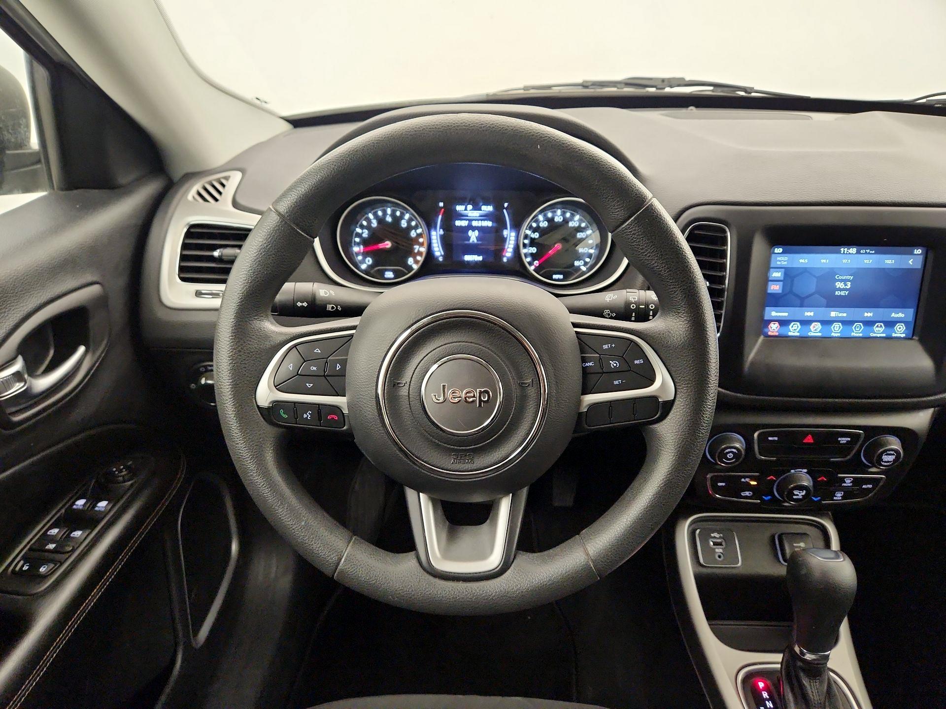 Thumbnail: 2021 Jeep Compass - 10