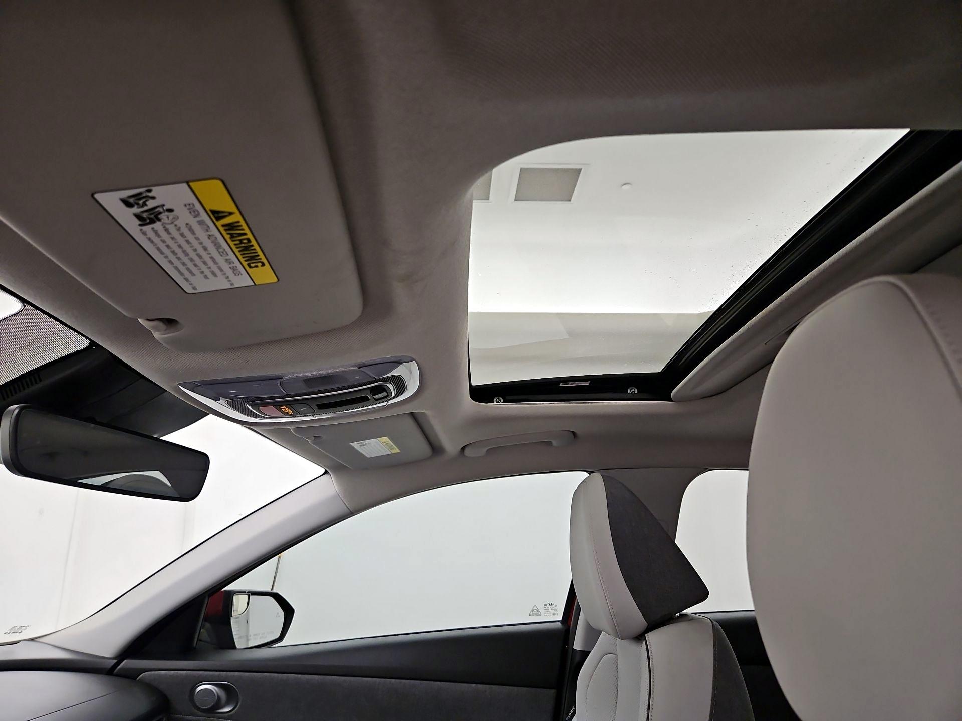 Thumbnail: 2023 Hyundai Elantra - 20