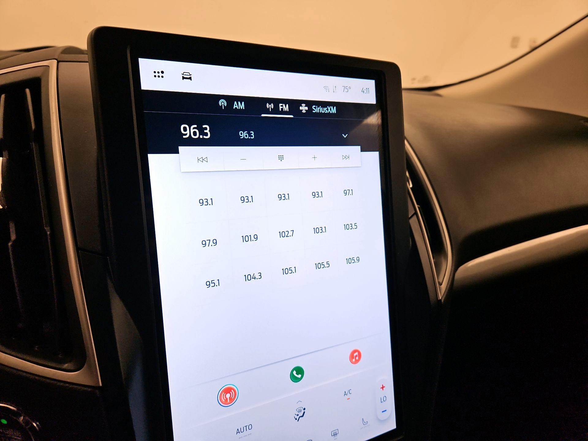 Thumbnail: 2024 Ford Edge - 15