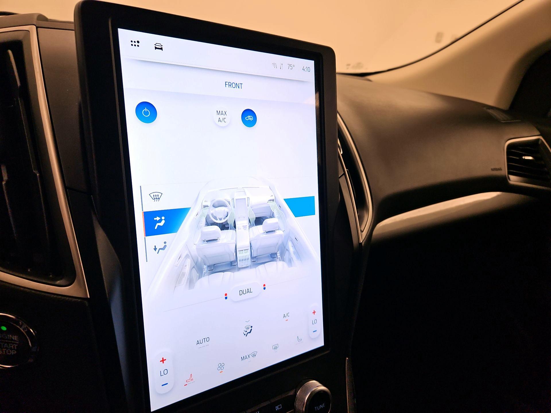 Thumbnail: 2024 Ford Edge - 16