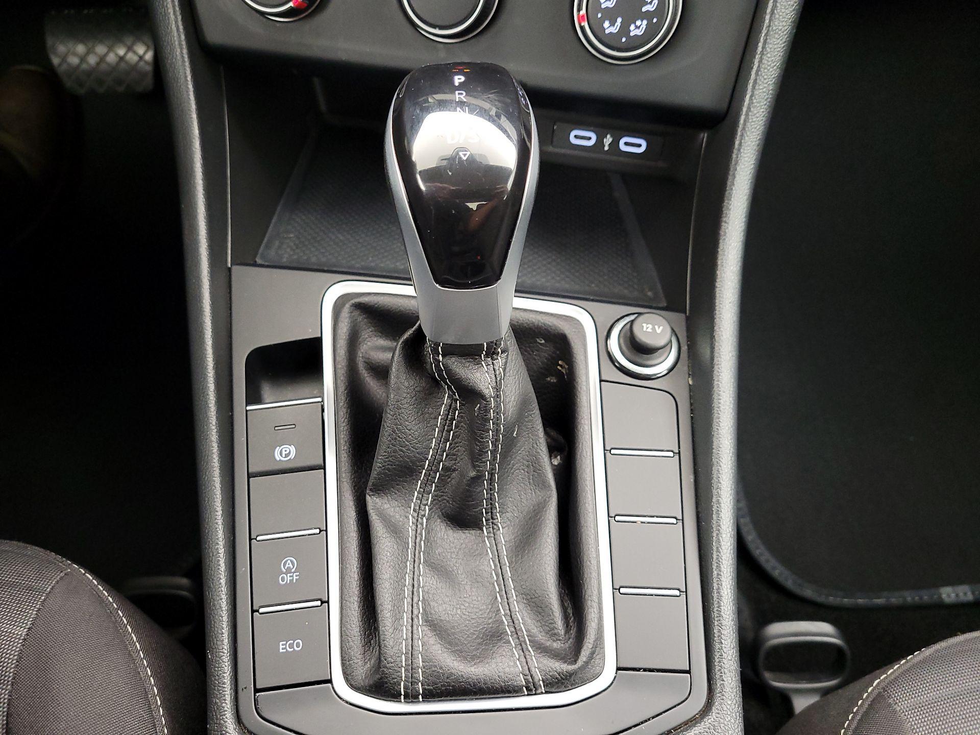 Thumbnail: 2024 Volkswagen Jetta - 17