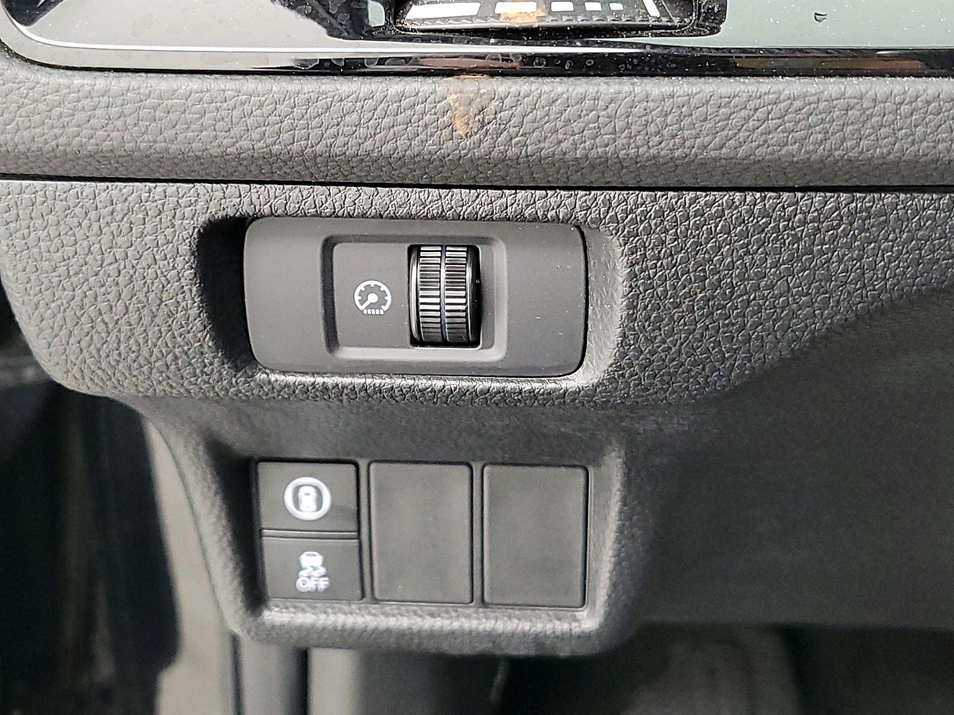 Thumbnail: 2024 Honda Civic - 13