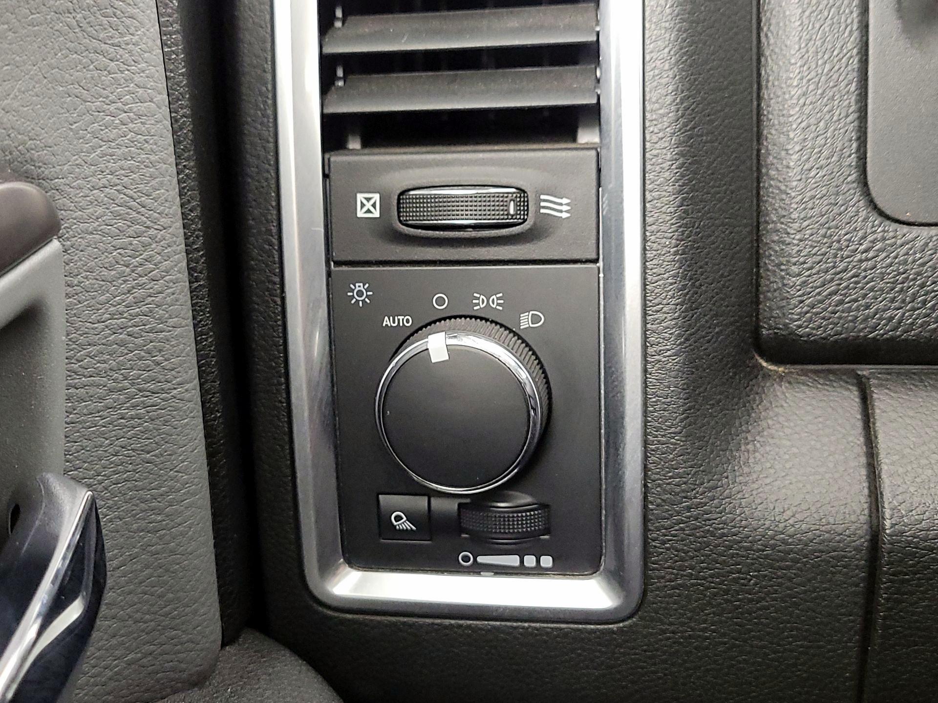 Thumbnail: 2023 RAM 1500 Classic - 13