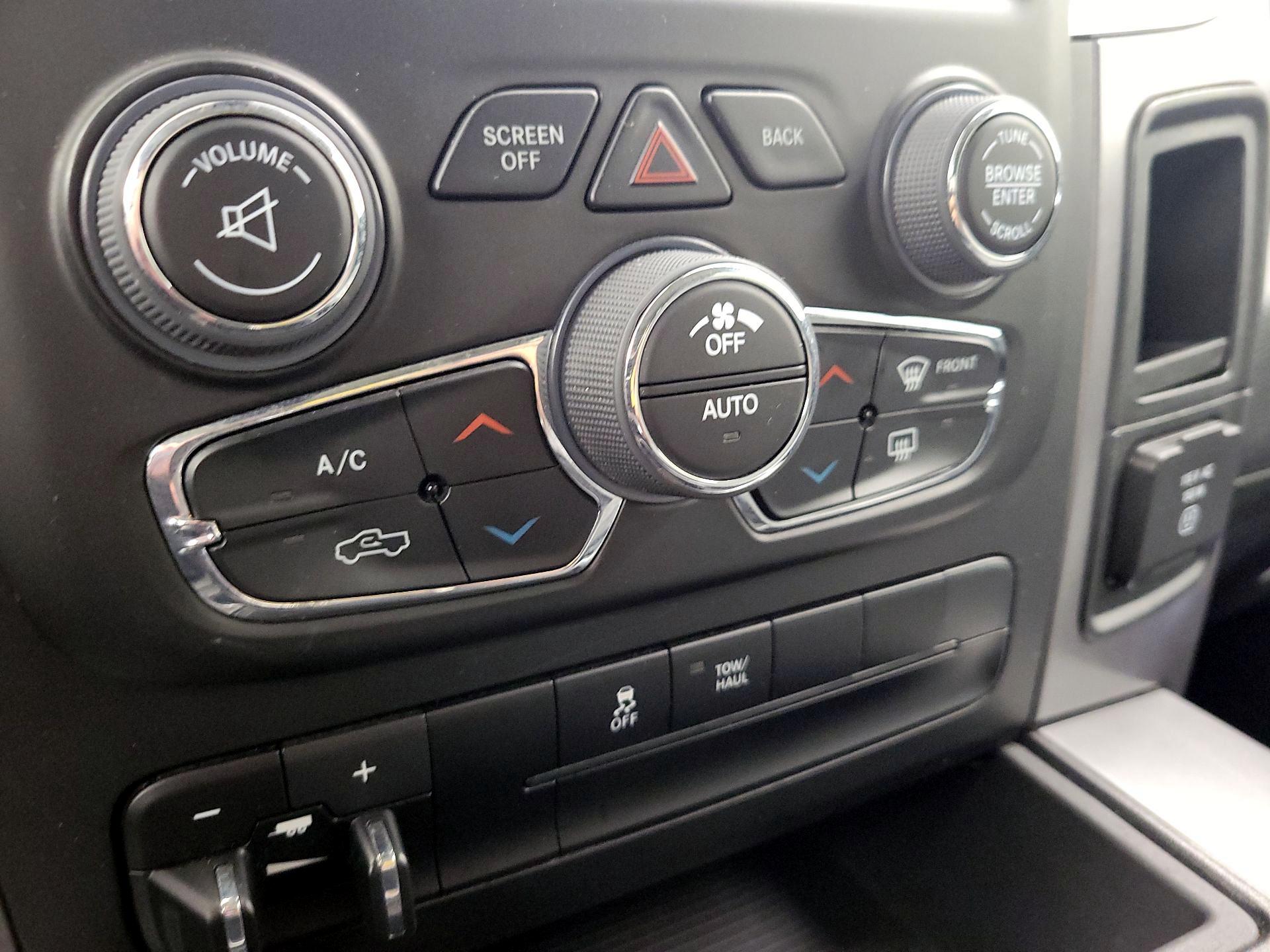 Thumbnail: 2023 RAM 1500 Classic - 17