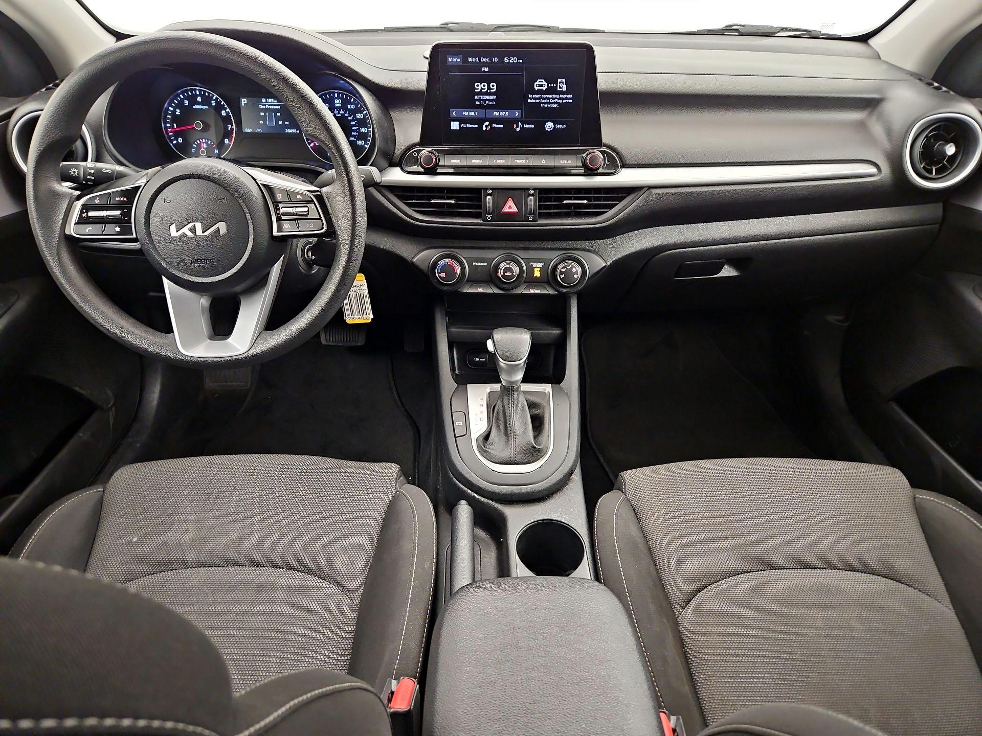 Thumbnail: 2024 Kia Forte - 9