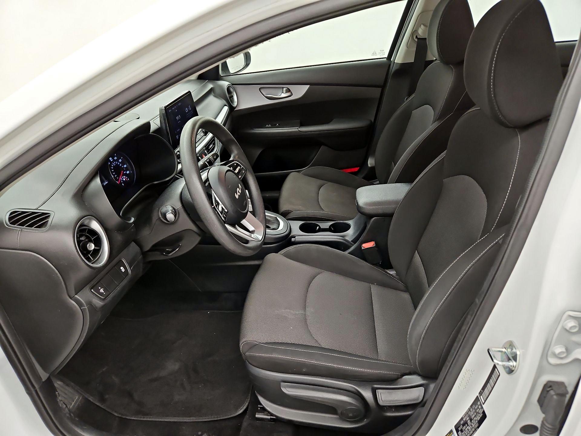 Thumbnail: 2024 Kia Forte - 11