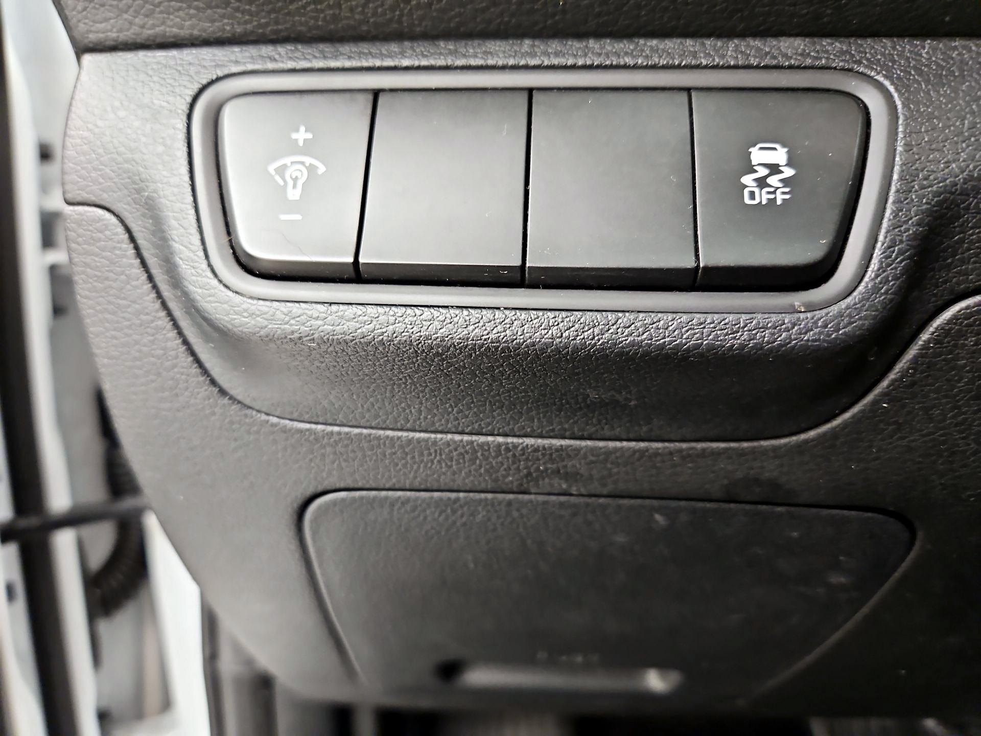 Thumbnail: 2024 Kia Forte - 13