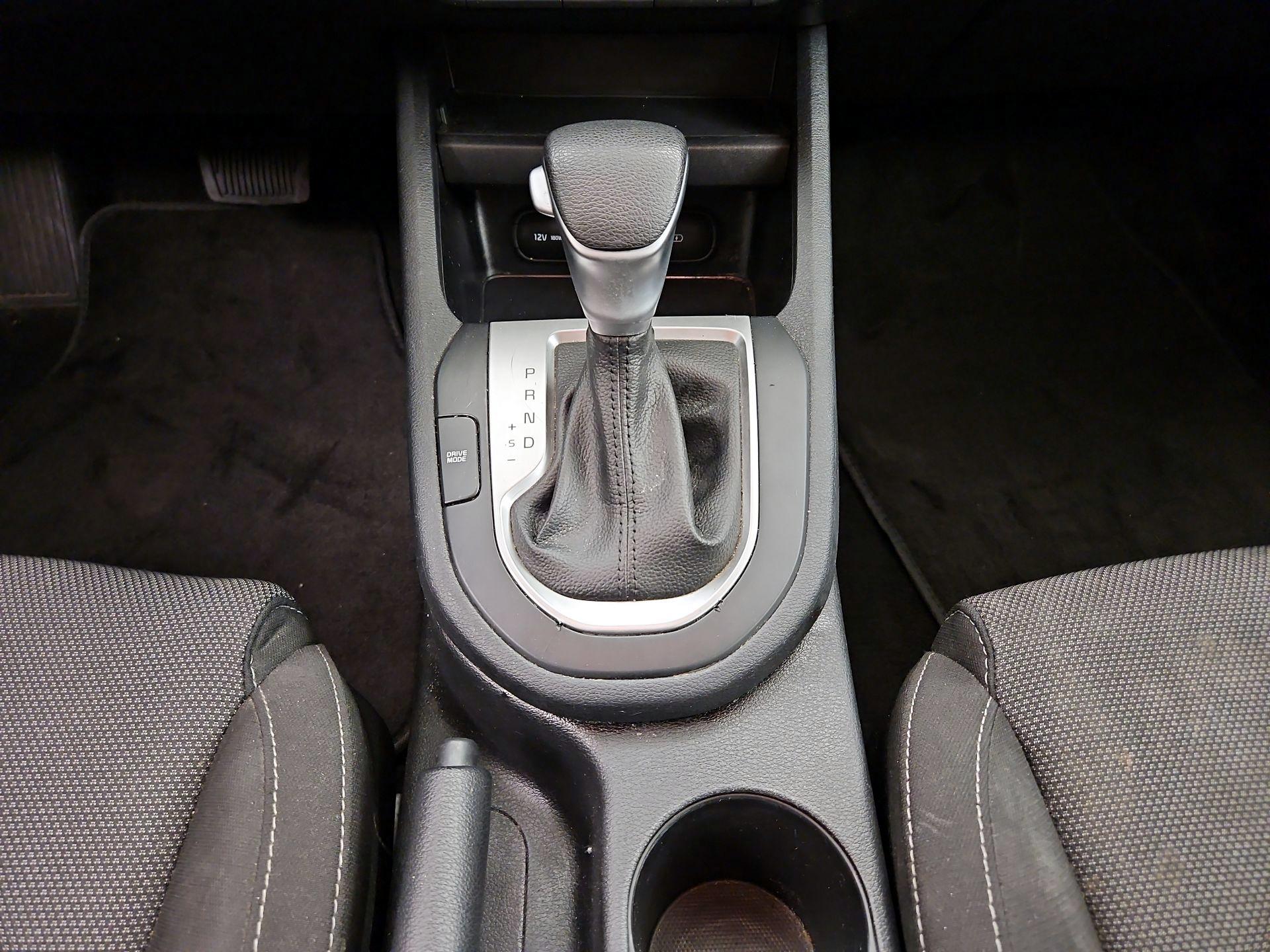 Thumbnail: 2024 Kia Forte - 17