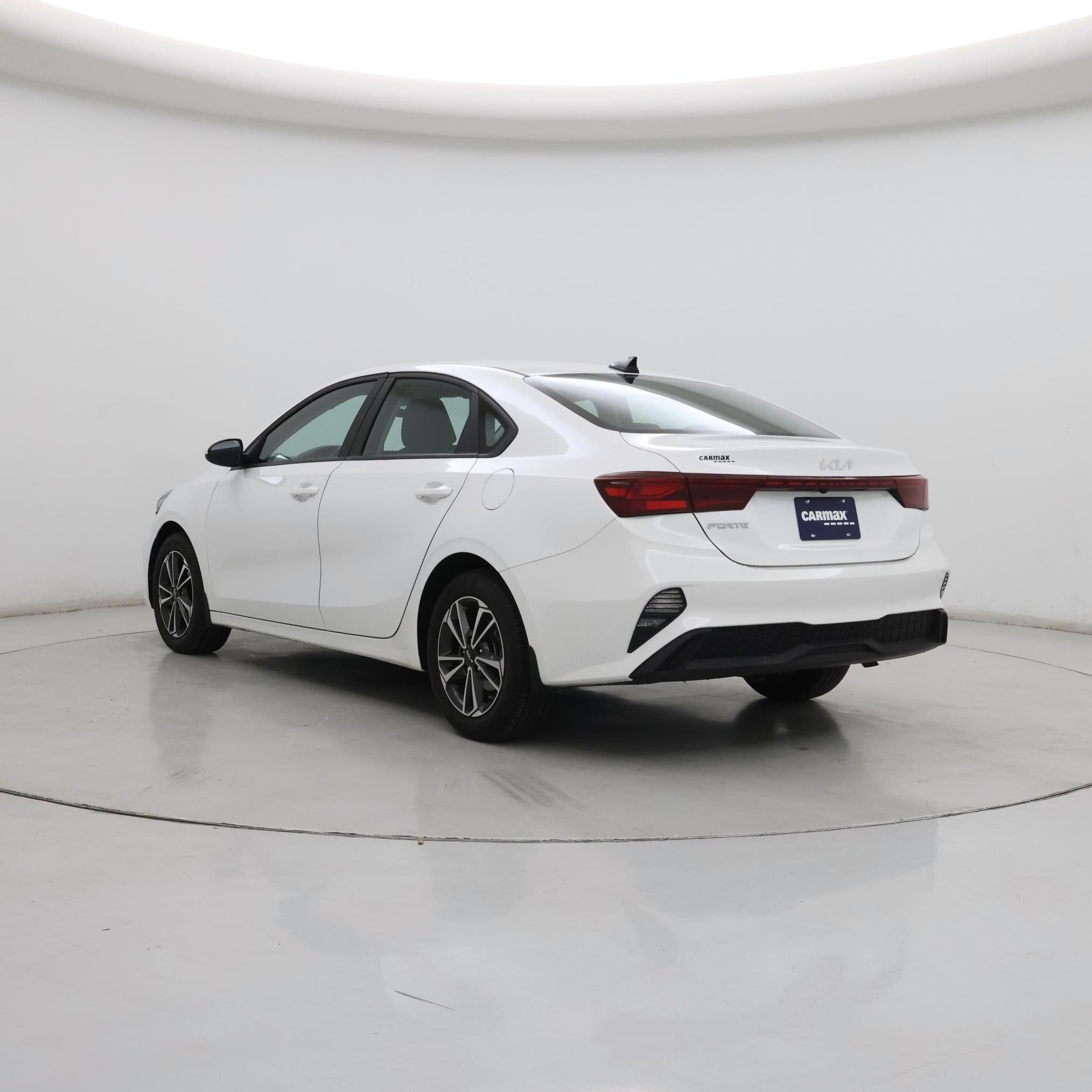 Thumbnail: 2024 Kia Forte - 2