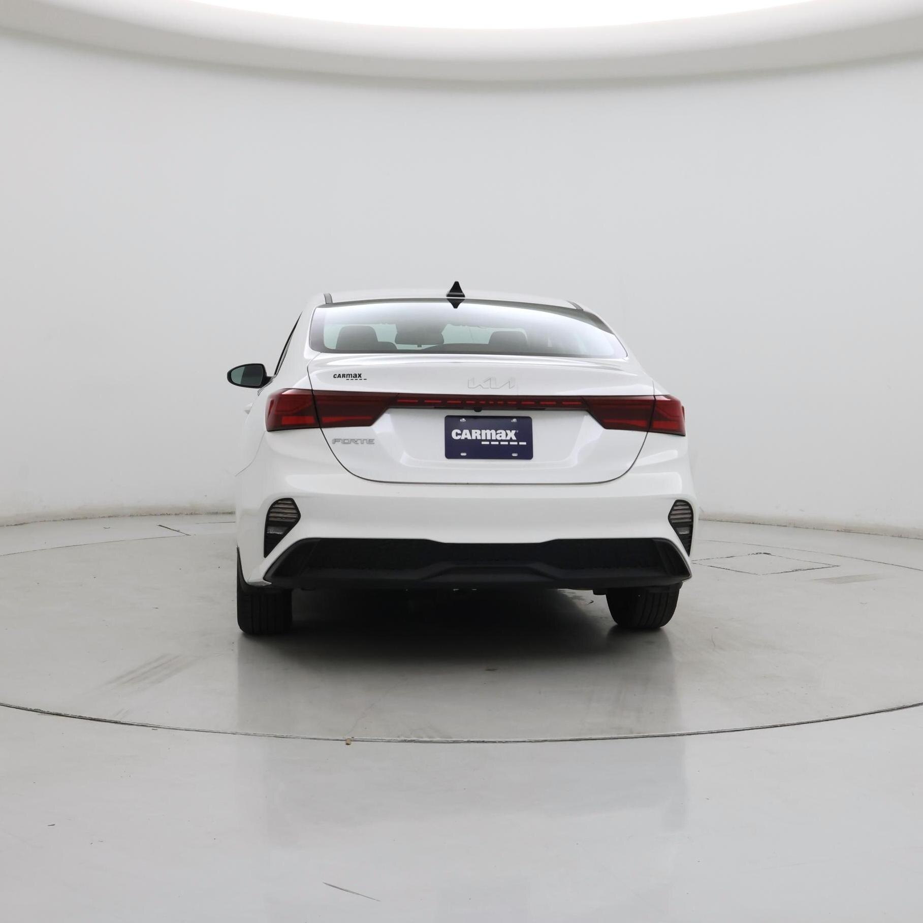 Thumbnail: 2024 Kia Forte - 6