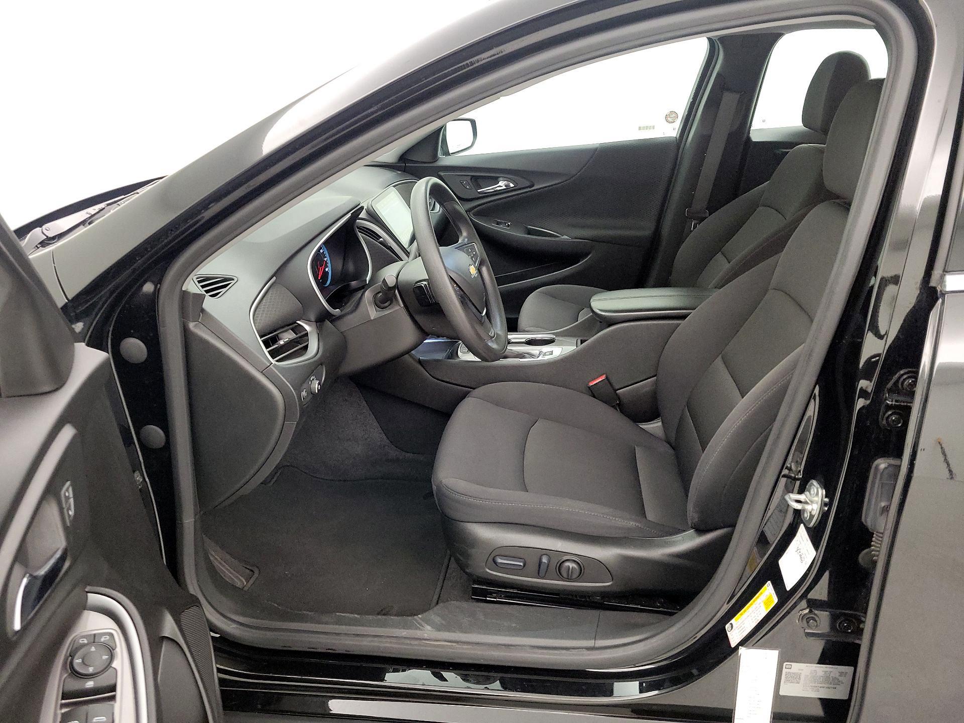 Thumbnail: 2024 Chevrolet Malibu - 11