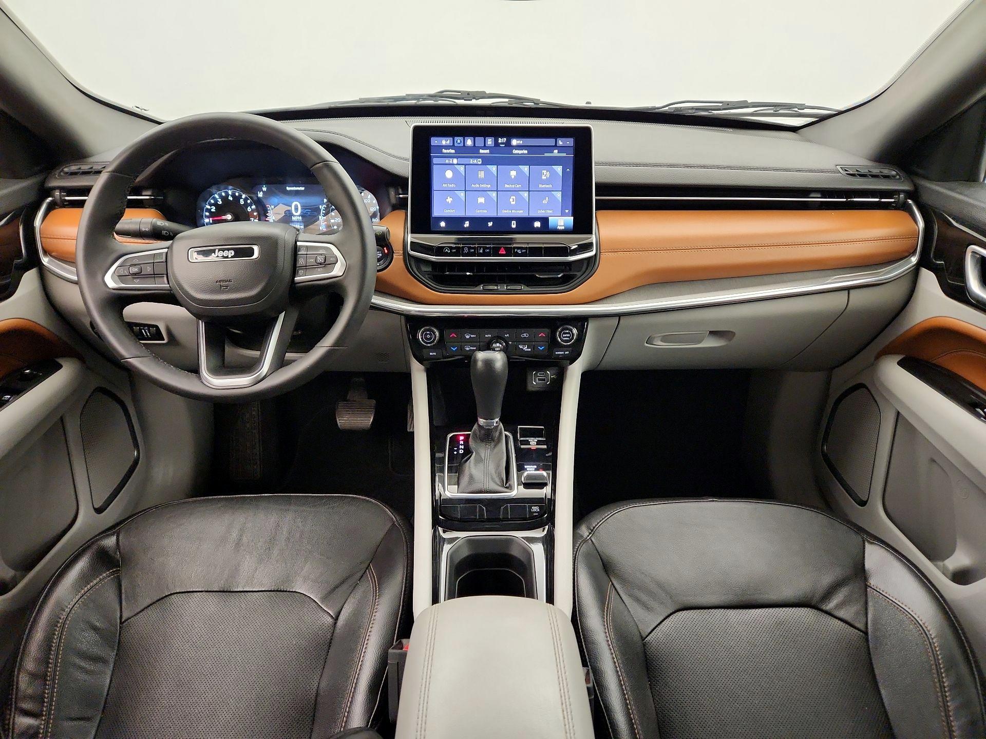 Thumbnail: 2023 Jeep Compass - 9