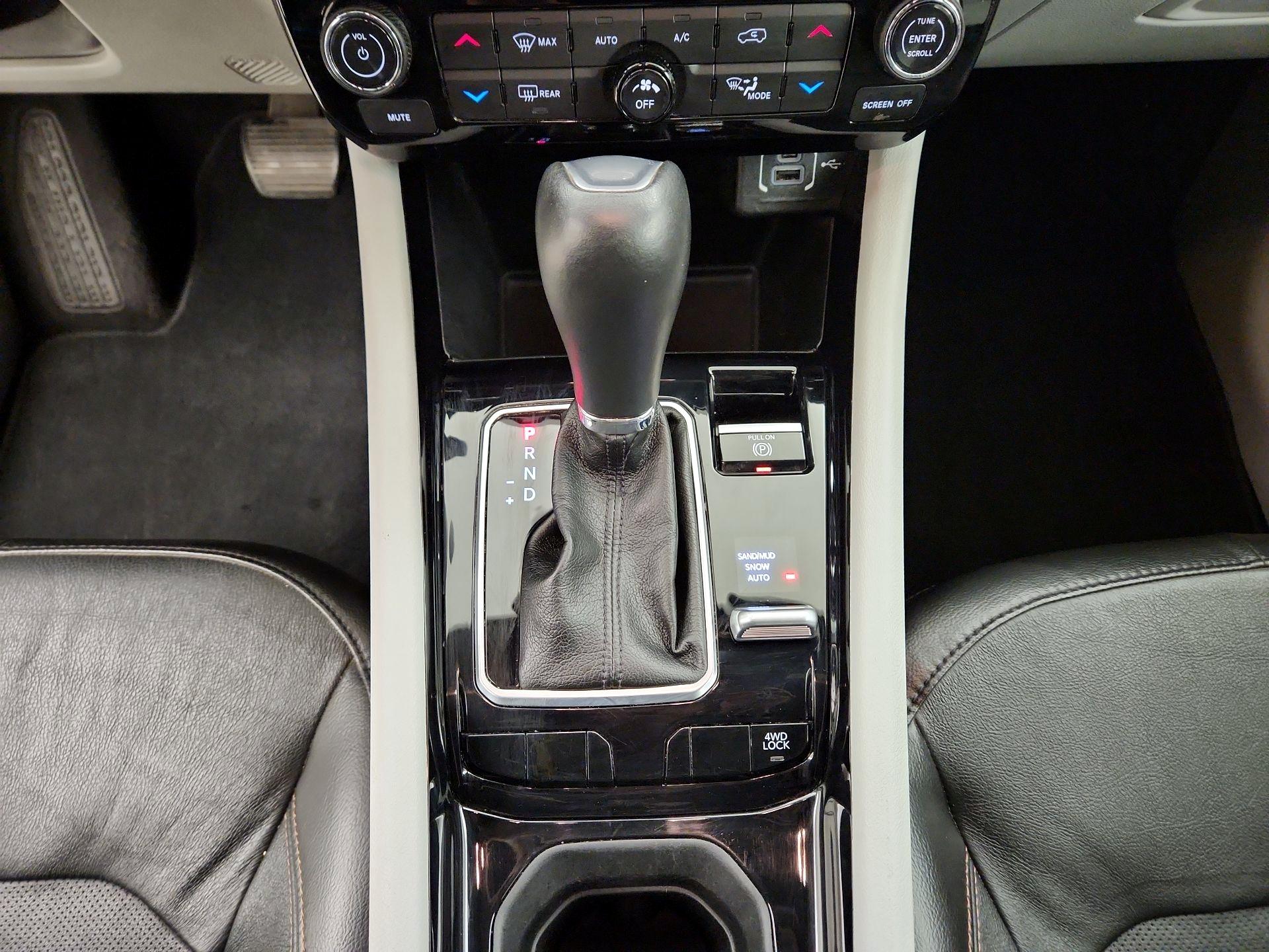 Thumbnail: 2023 Jeep Compass - 17