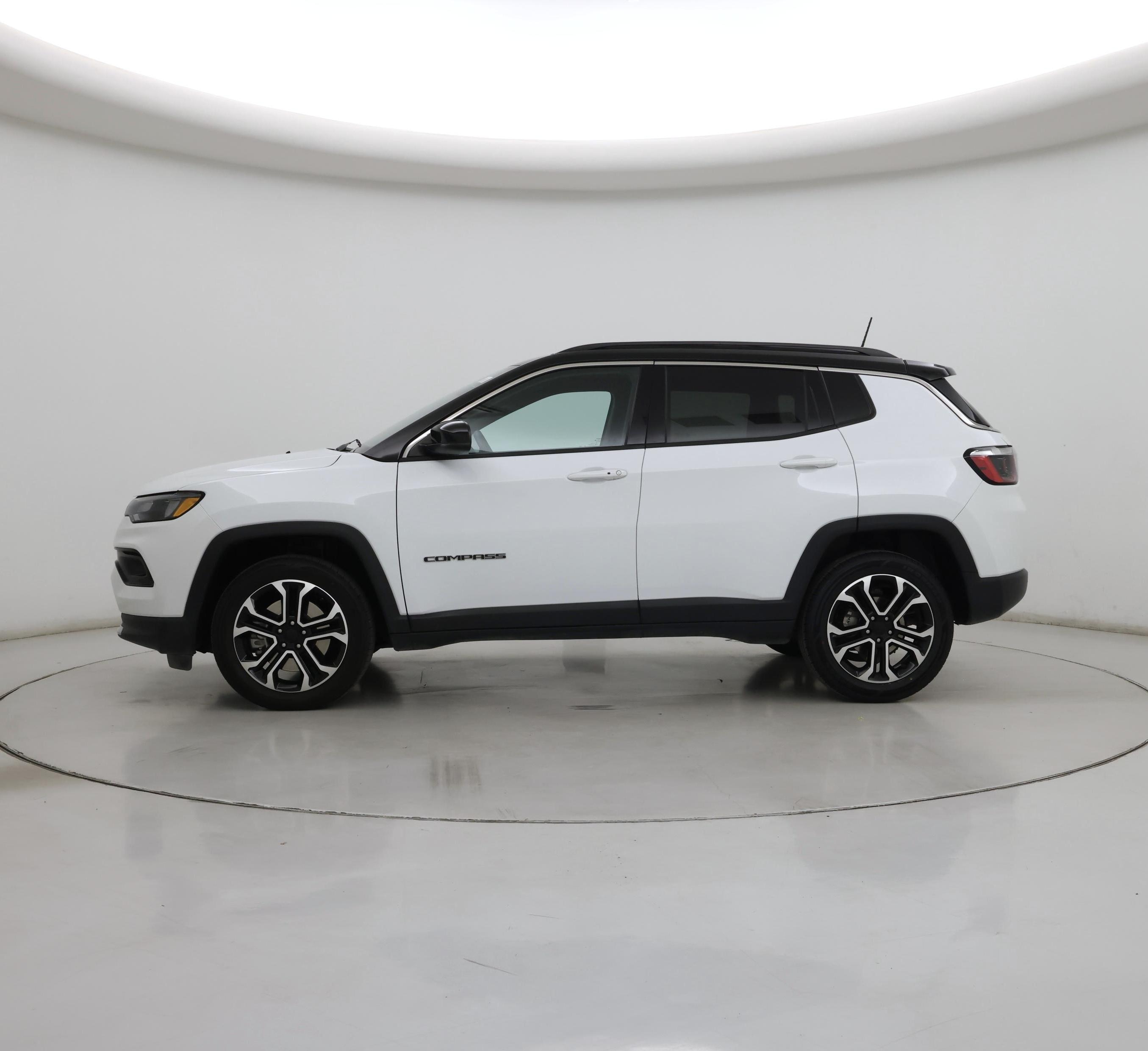 Thumbnail: 2023 Jeep Compass - 3