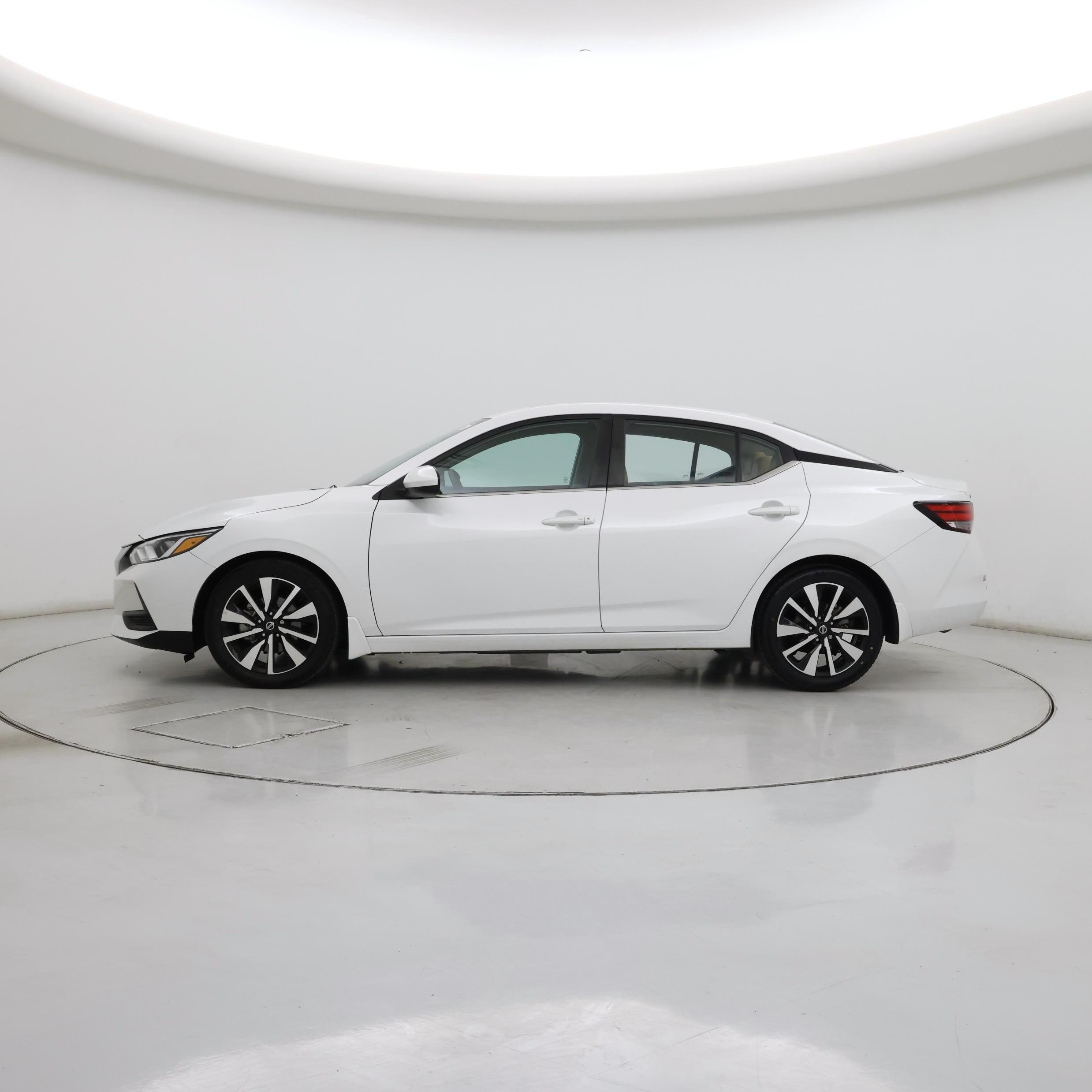 Thumbnail: 2023 Nissan Sentra - 3