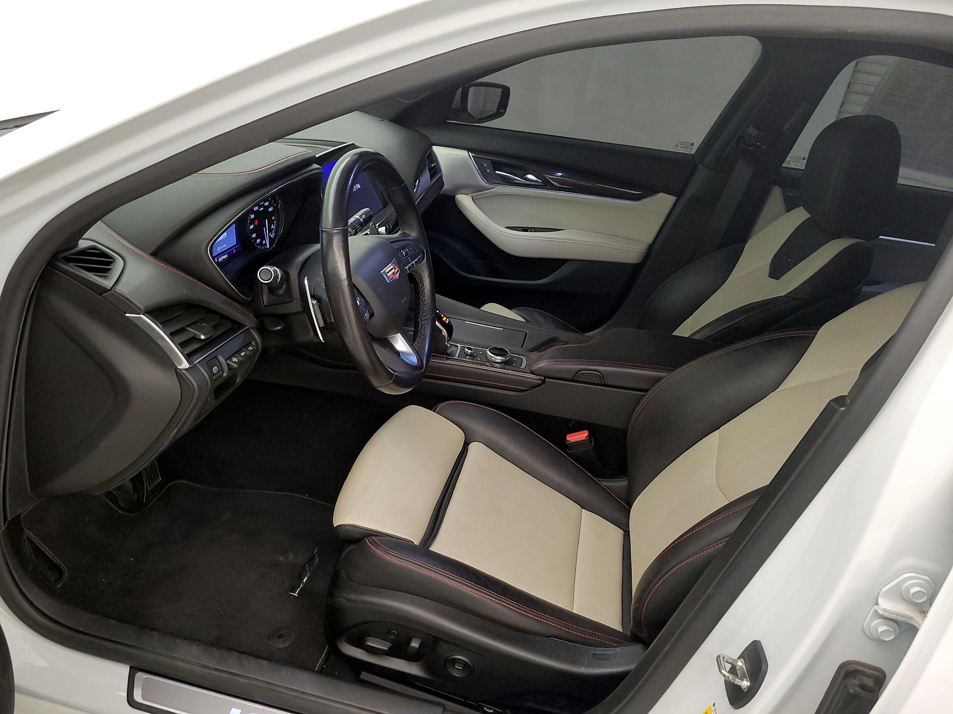 Thumbnail: 2020 Cadillac CT5 - 11